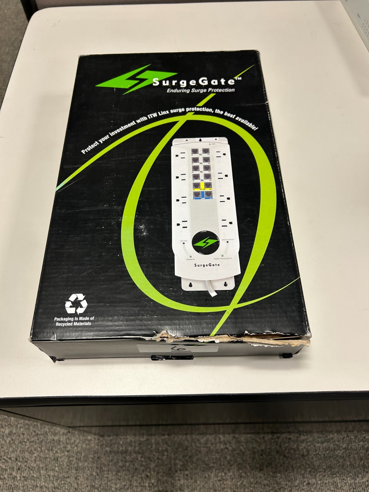 ITW Linx SurgeGate Model: M8COM 8 AC Outlets, LAN/T1/LL/TEL Line Protection