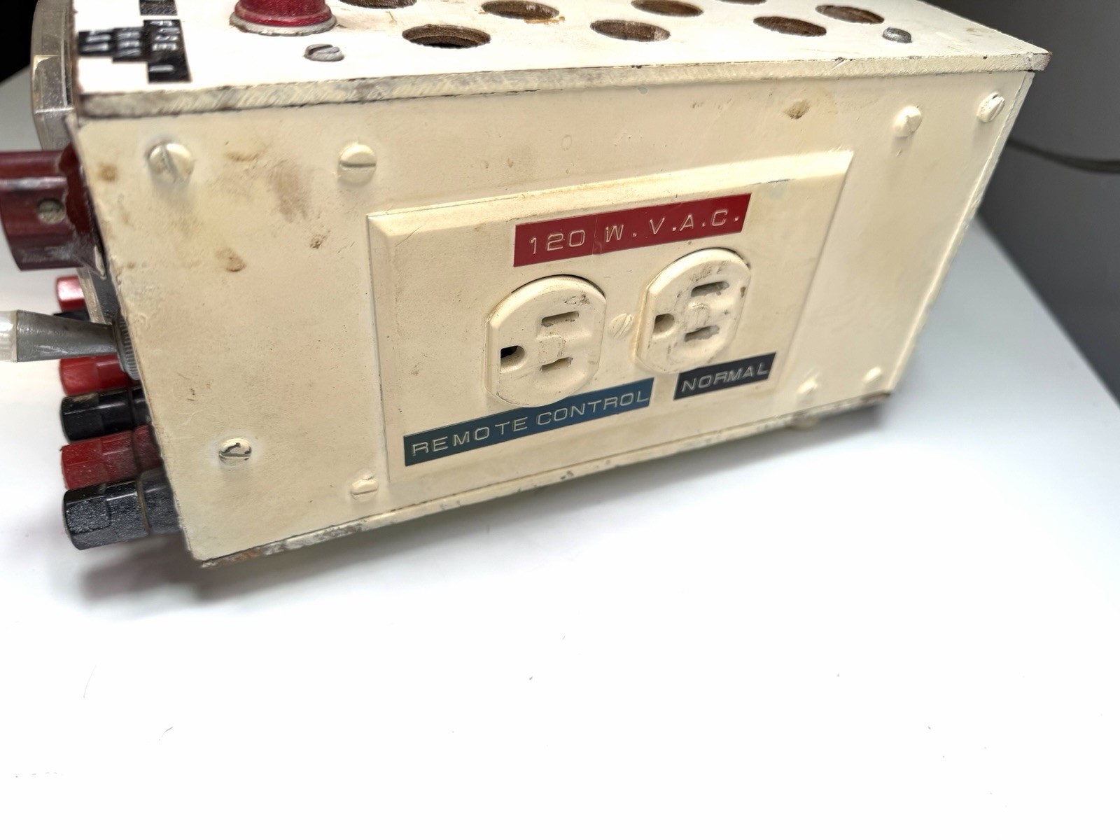 Vintage Variable DC Power Supply Bench Lab Analog Volt Milliamp Power On
