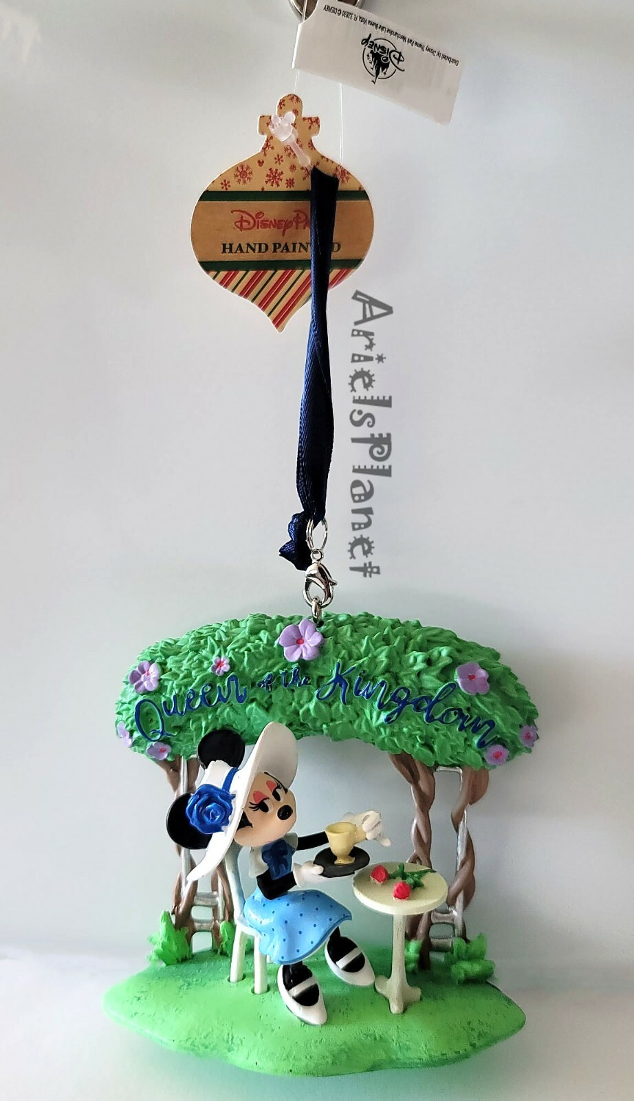 Disney Parks Minnie Mouse Queen Tea United Kingdom UK Epcot Ornament