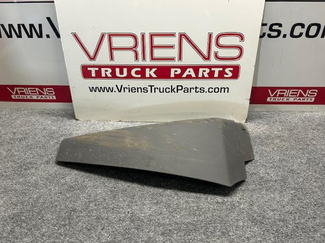 FREIGHTLINER 21-28988-000 AIR DAM-BUMPER, OUTER, LH