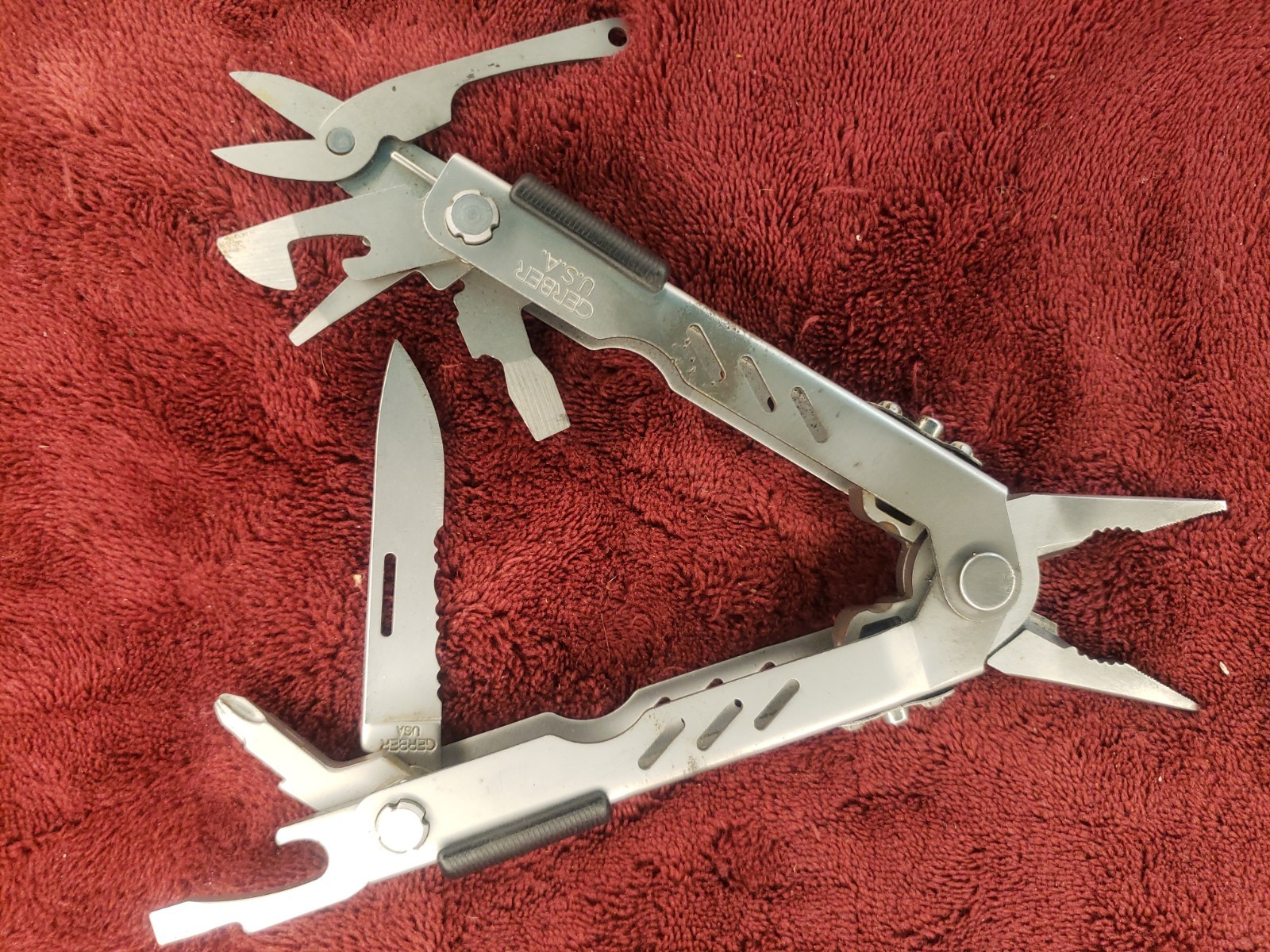 🔪🔪🔪🔪 Gerber Multi Tool Needlenose MP400 with scissors 4sw