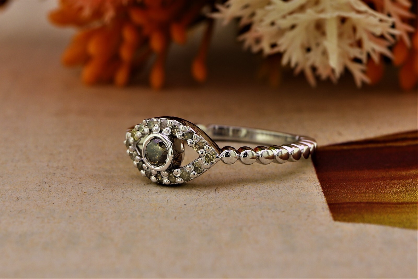 Round Cut Eye Shape Wedding Ring Salt And Pepper Moissanite Ring In S925 Silver
