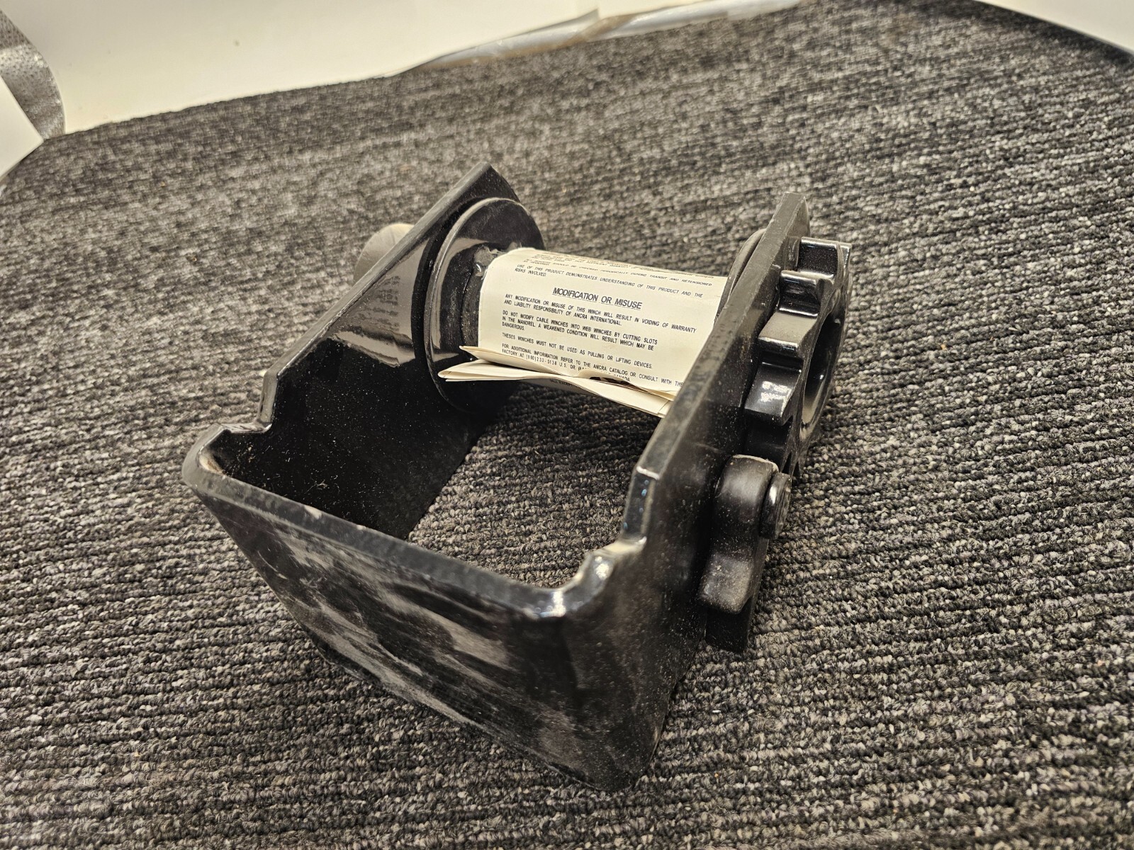 Ancra Bottom Mount Web Winch, Slider WLL: 6,000 lbs./2,730 kg.