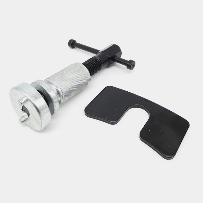 Brake Caliper Retraction Tool for Automotive Assembly and Disassembly
