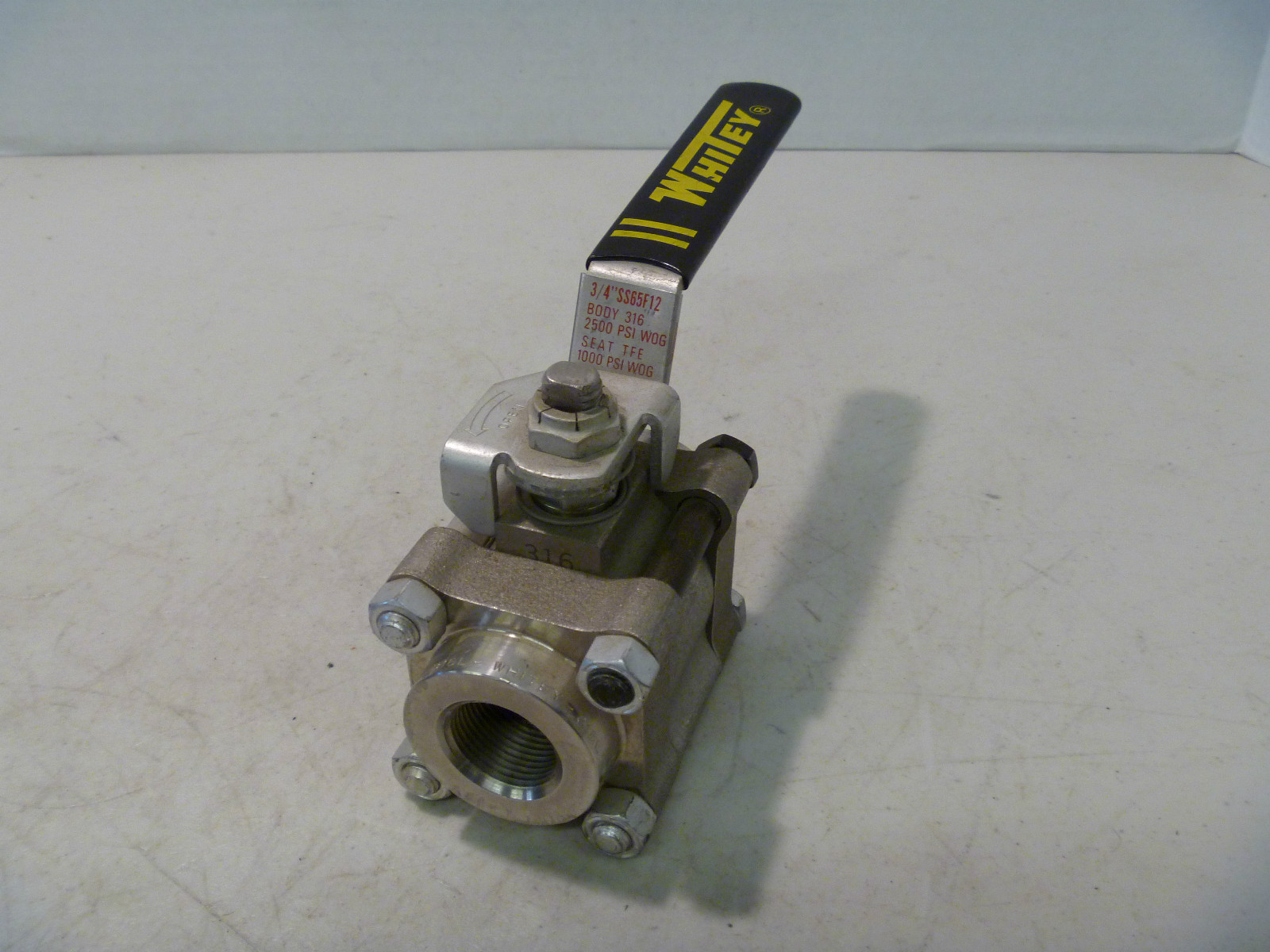 3/4" Whitey SS-65F12 316SS 2500PSI WOG TFE 1000PSI Threaded Ball Valve New