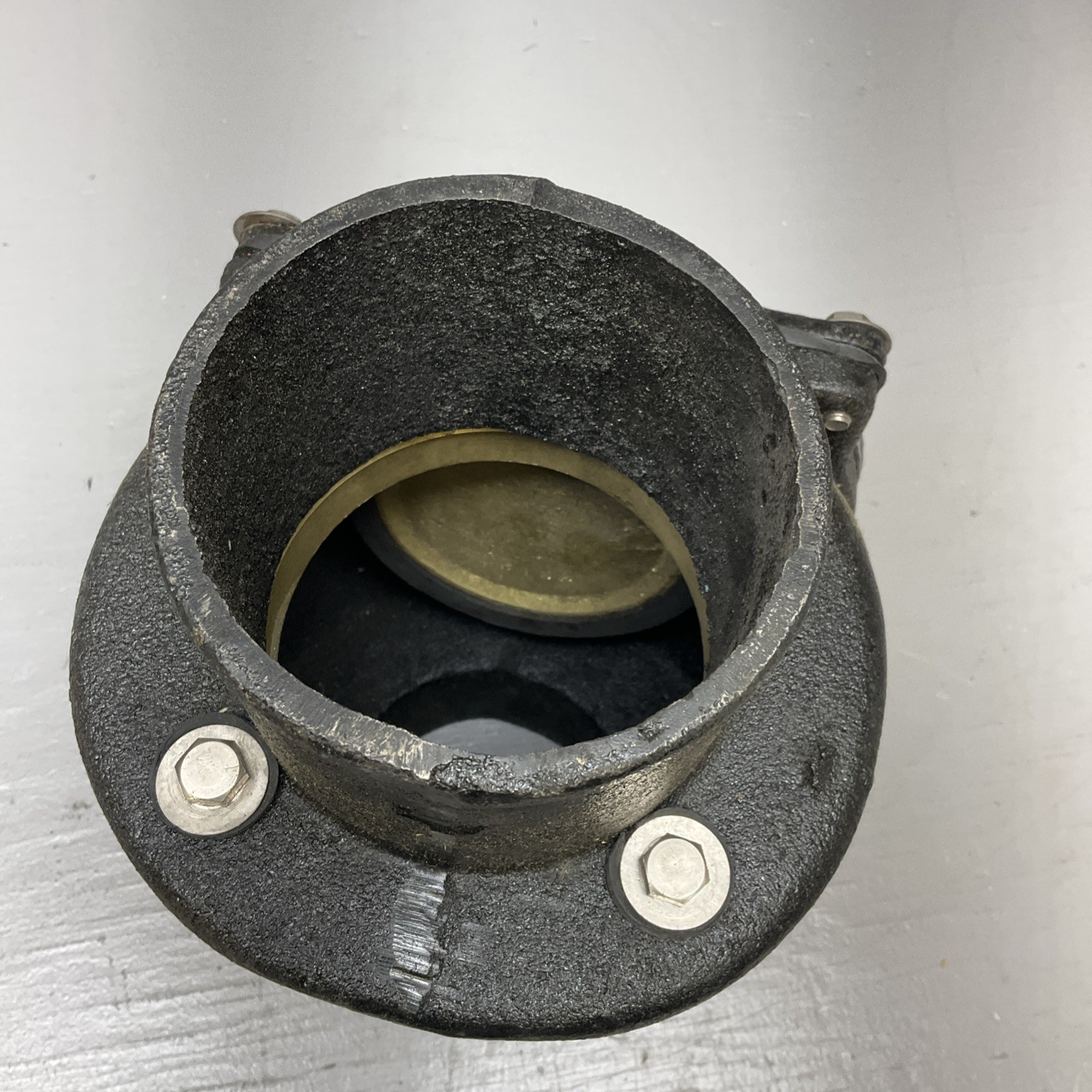 Jones Stephens No Hub Backwater Valve B01004 4" NH CI 2B5 Backflow