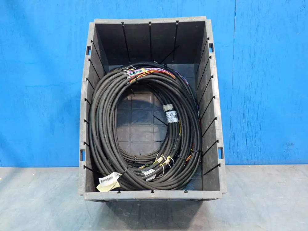 CABLES