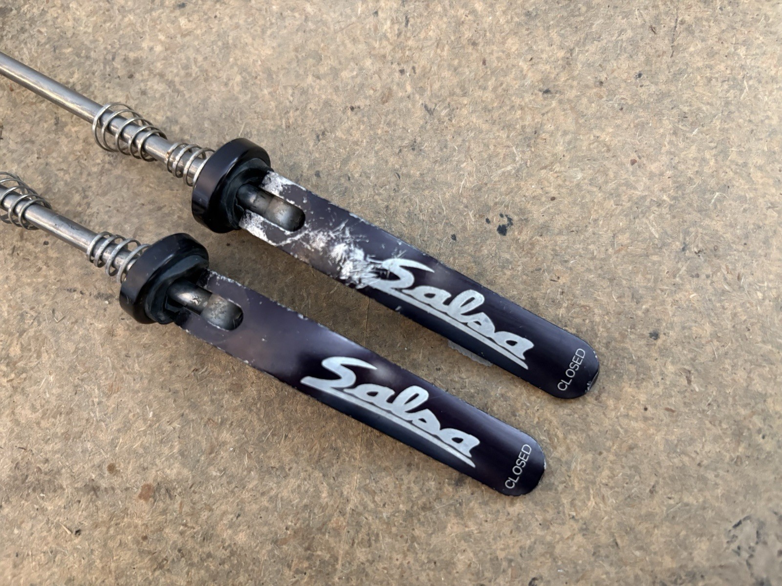 Black Salsa Flip Off Quick Release Skewer Set Mountain Bike Non Boost Spacing