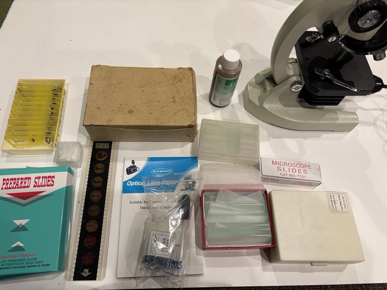 4, 10, 40x Beginner Biological Compound Monocular Microscope Homeschool Lot
