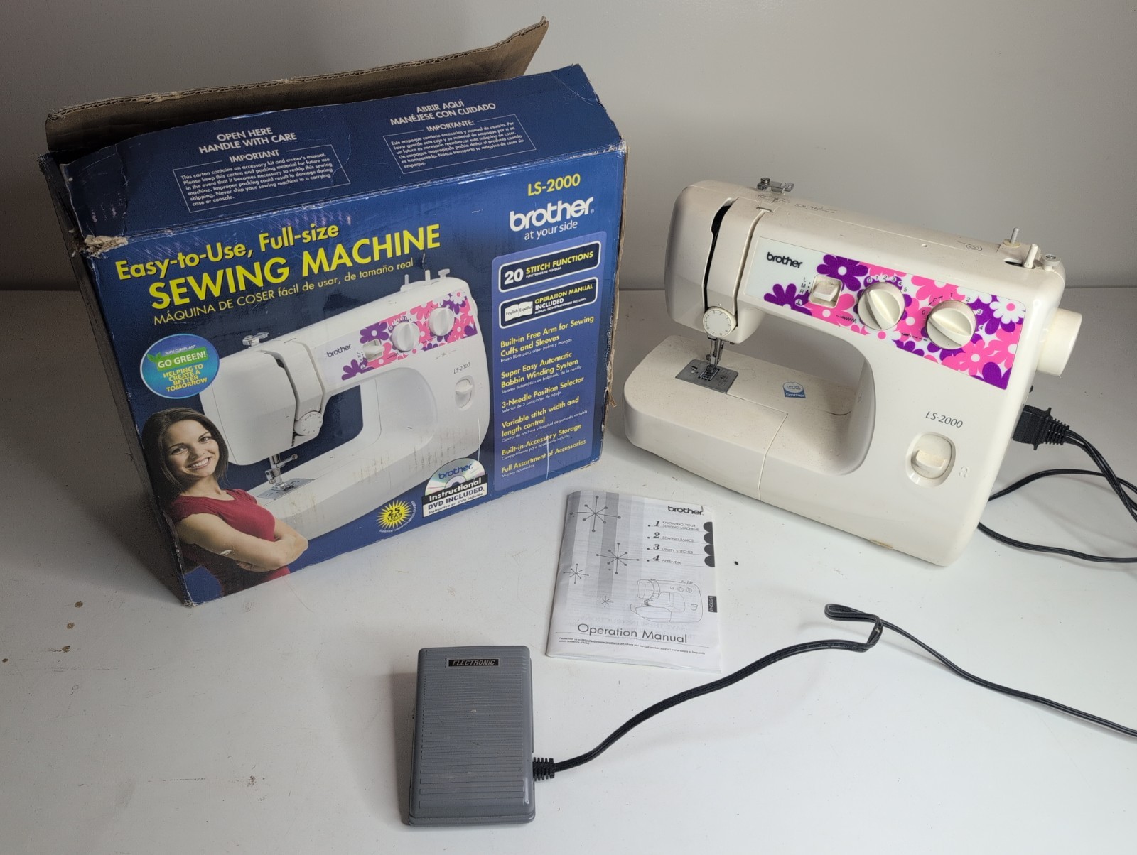 Brother LS - 2000 Easy To Use Fullsize Sewing Machine With Original Box + Manual