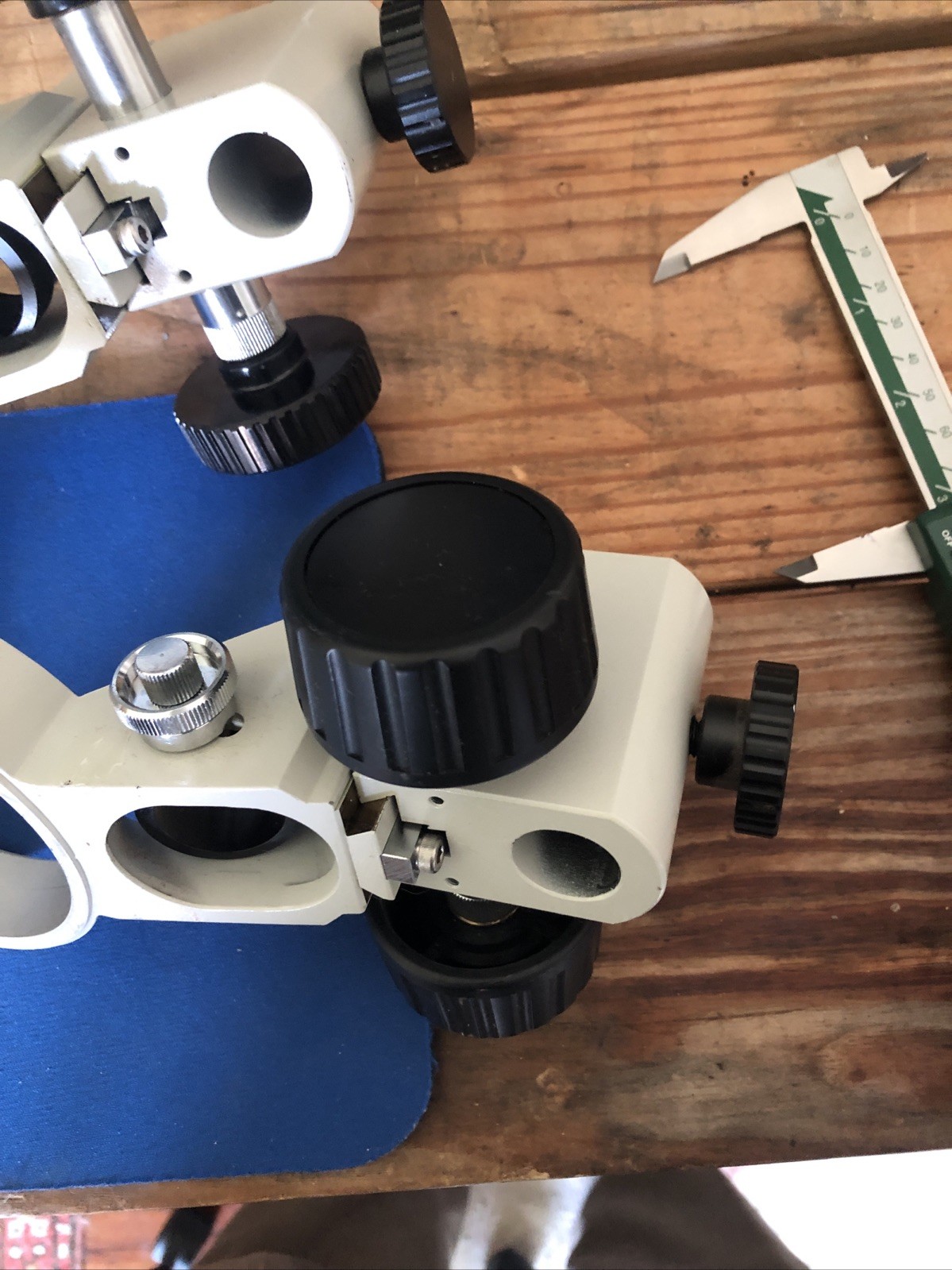 Pair Stereozoom Focusable 85mm Microscope Mount for 20mm Post 25mm Lamp Holder