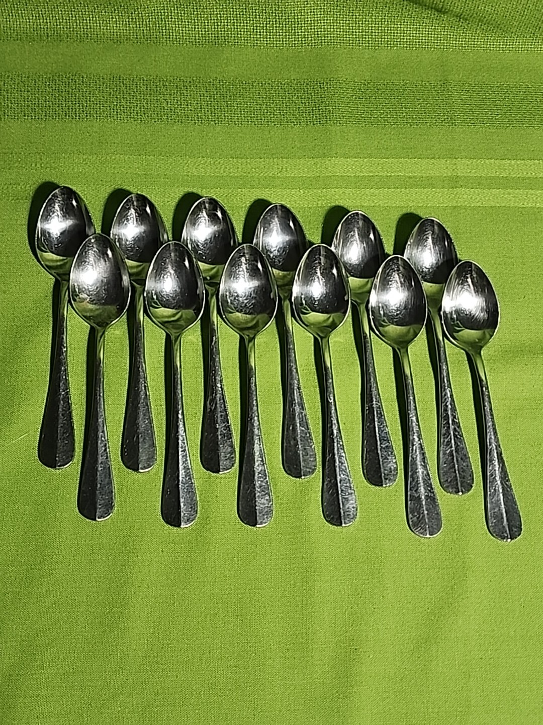 Towle Supreme Cutlery TRENT Stainless Flatware 12 TEASPOONS
