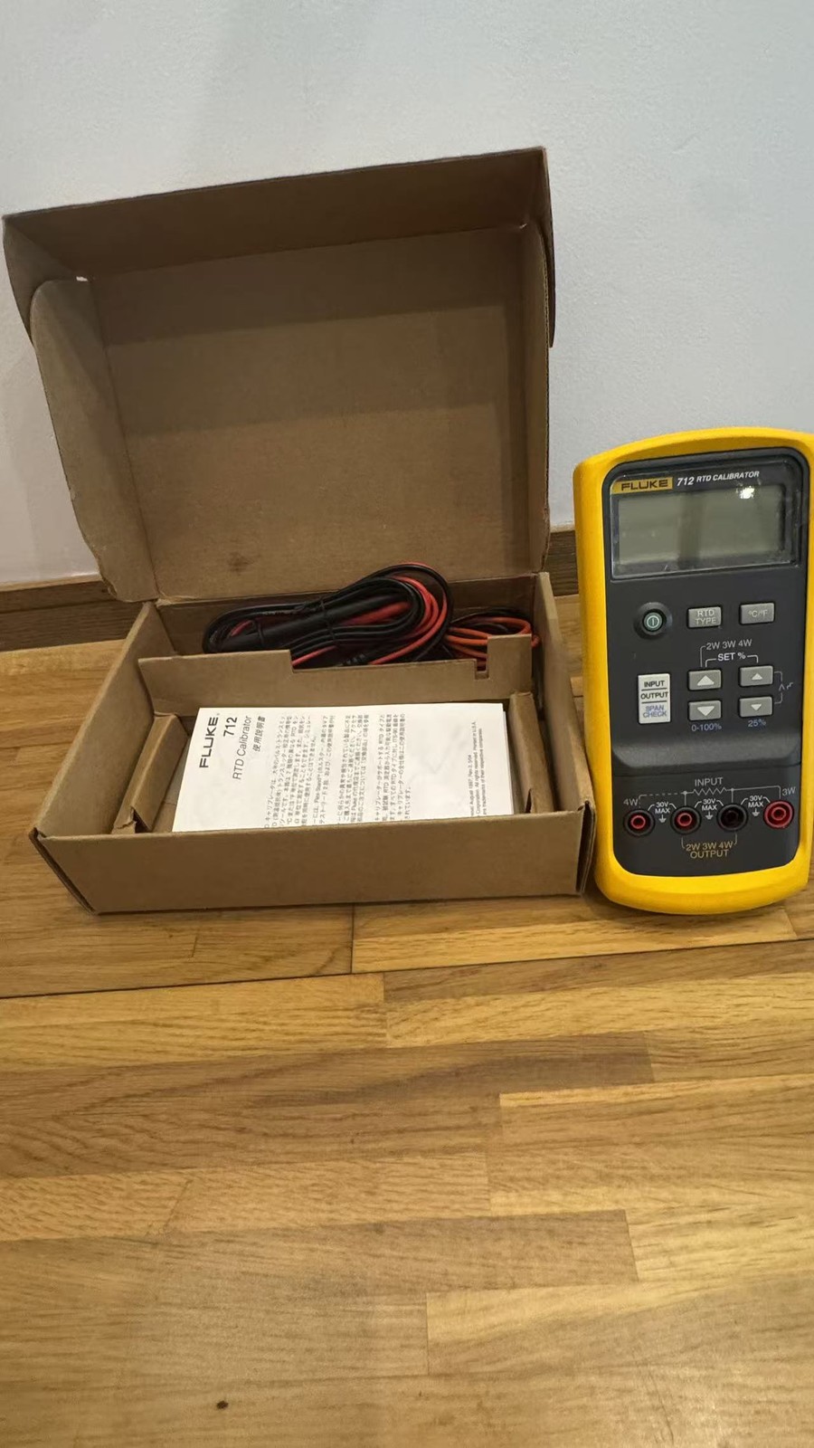 Fluke 712 RTD Portable Process Calibrator Calibration Meter