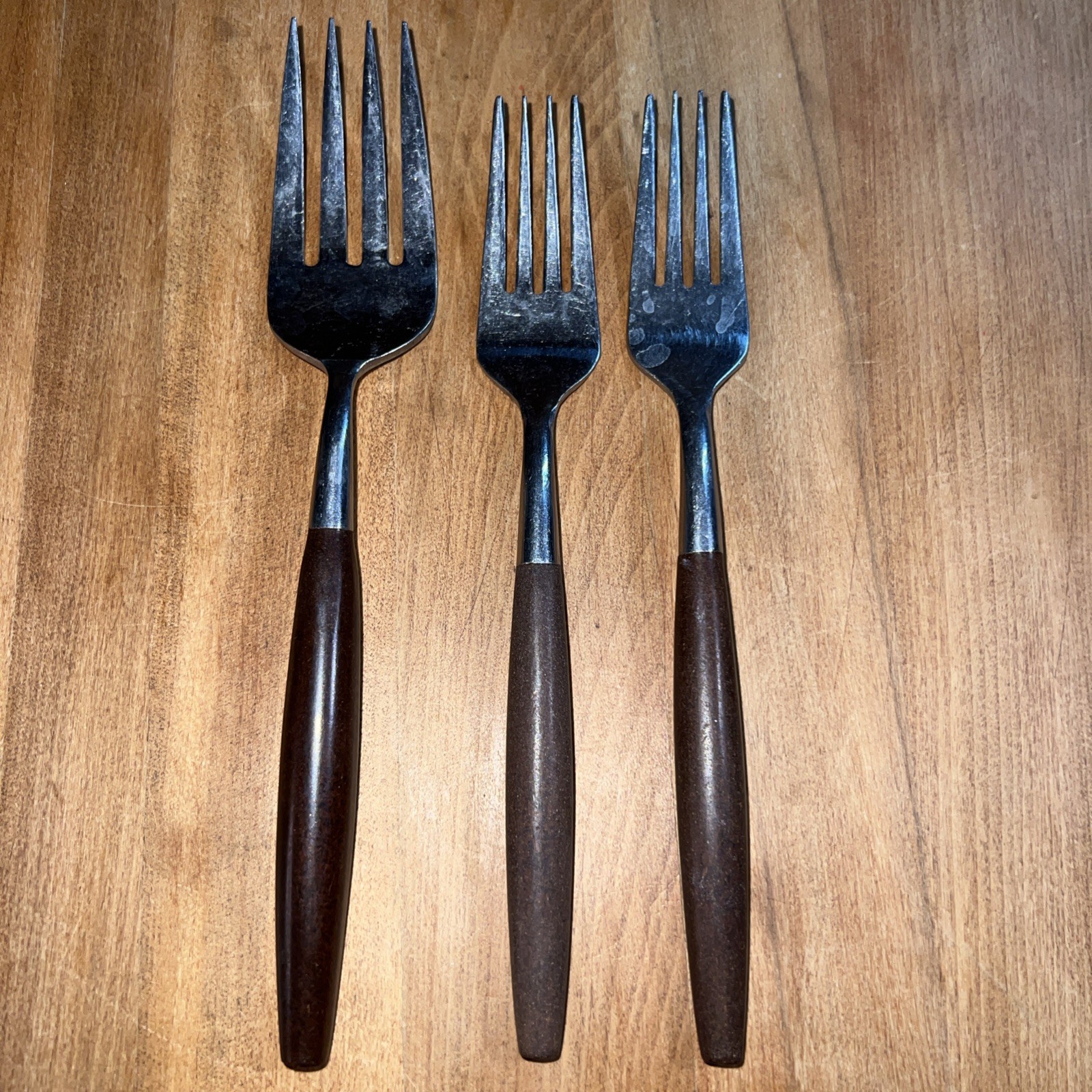 Hearthside Canoe Muffin Meat Fork + 2 Dinner Forks