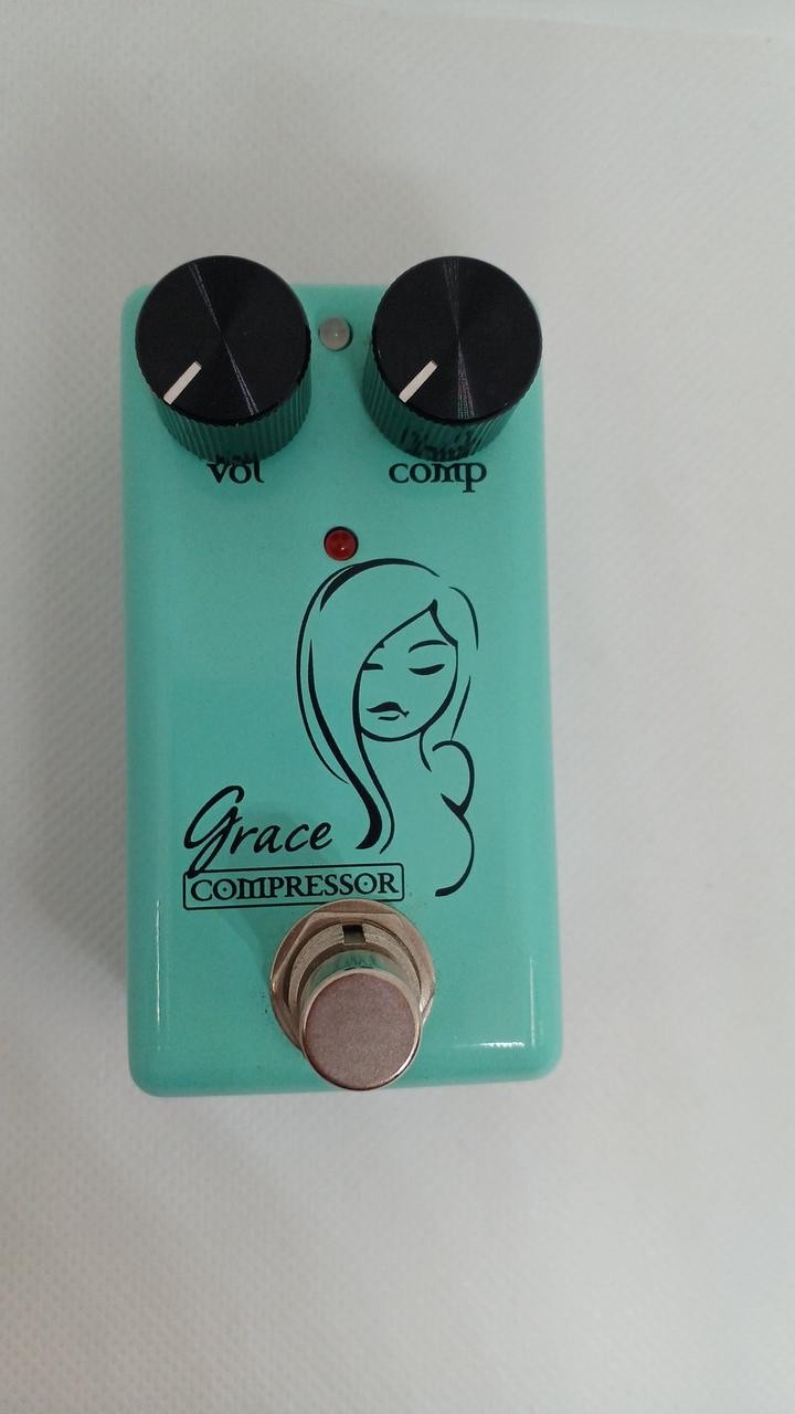 Red Witch Seven Sister Grace Compressor guitar effect pedal used