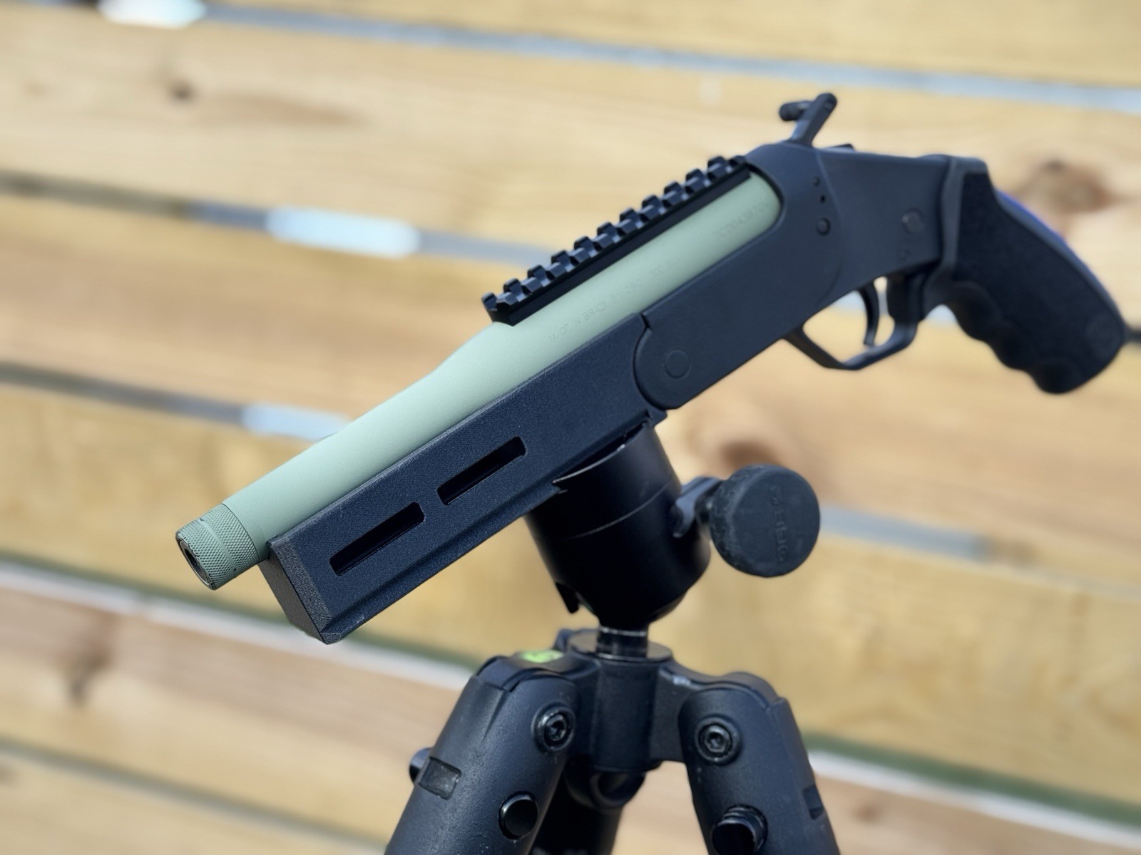 Rossi Brawler 300blk/5.56 Pistol Extended Forend M-LOK/ARCA