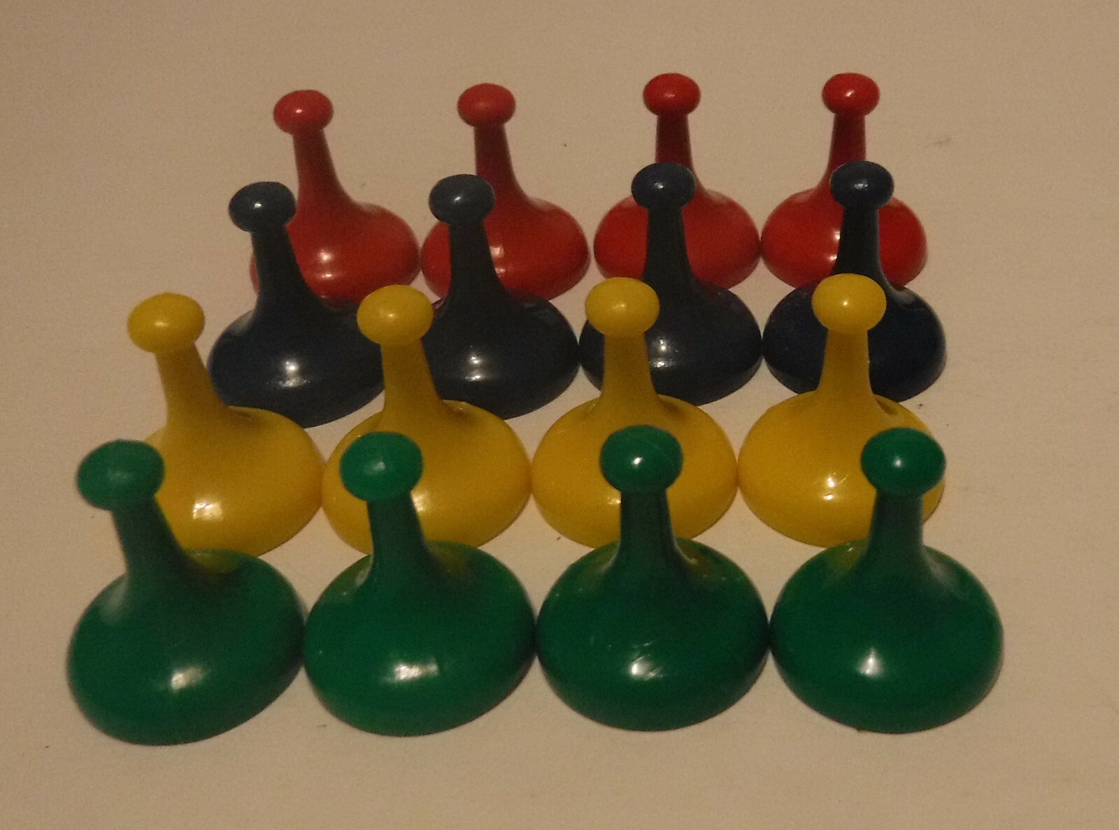 Sorry Game Pawns 4 colors lot of 16
