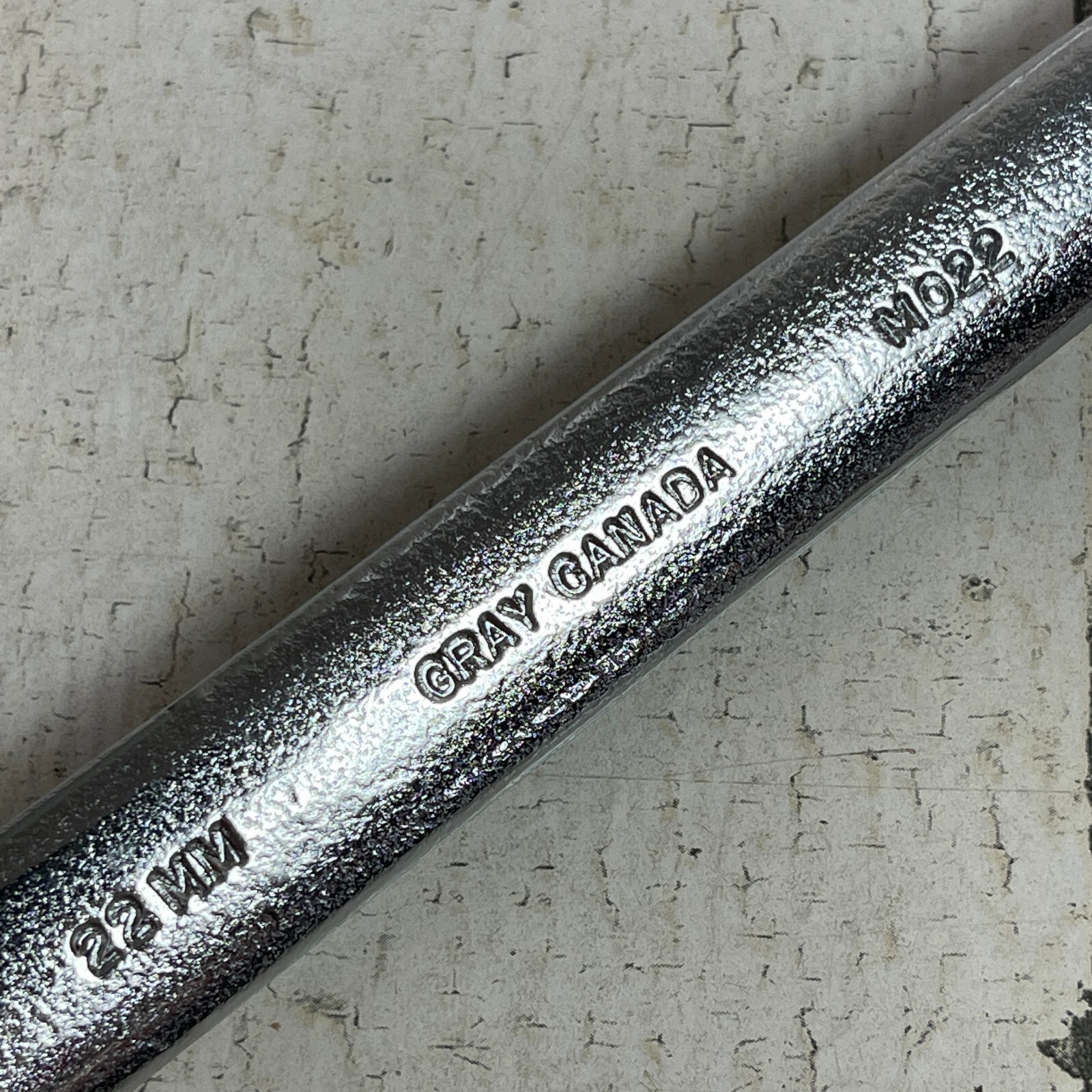 Gray Canada 22MM Combination Open and 12 Pt Box End Wrench MO22