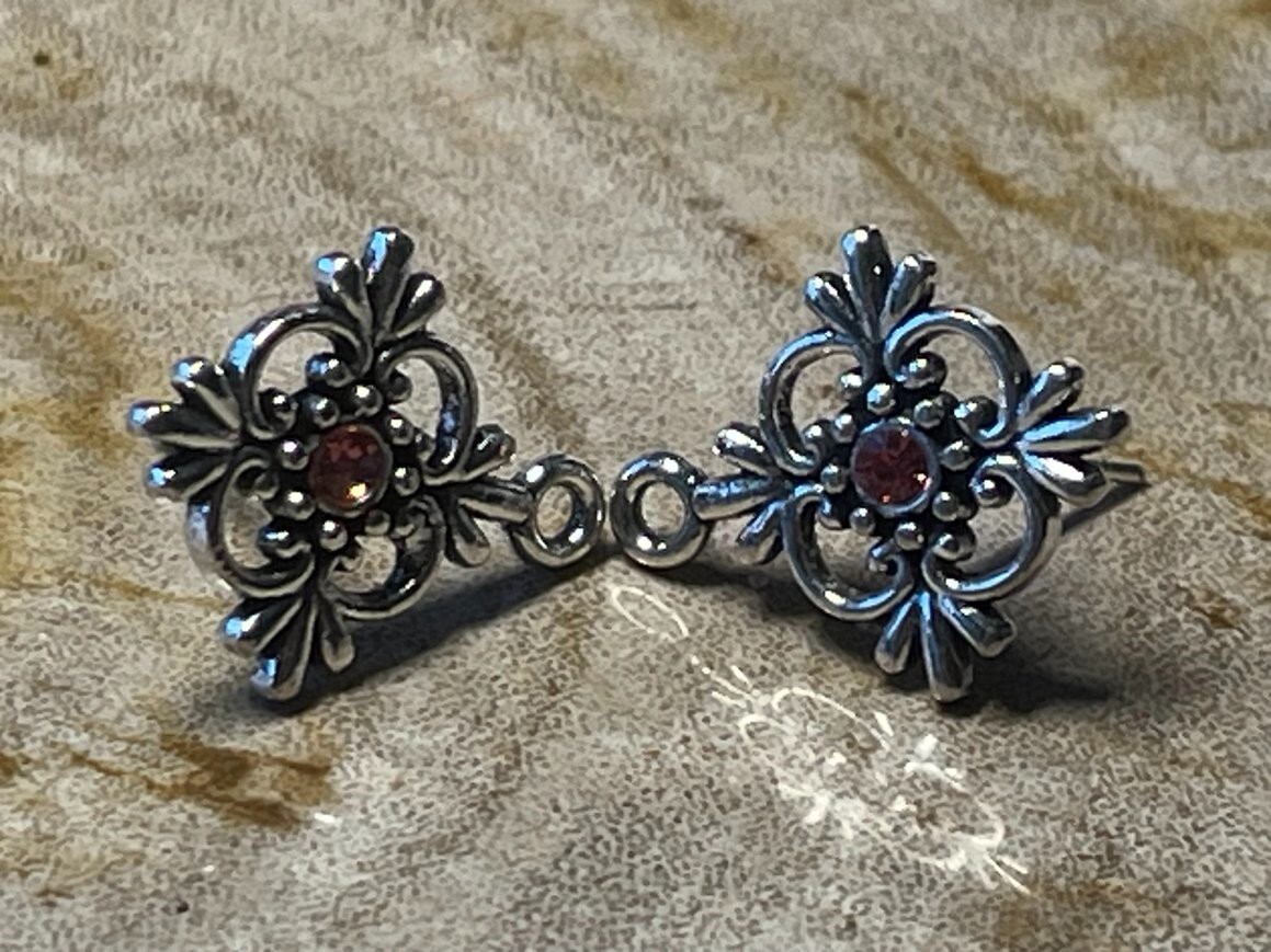 Cross Alloy Earstuds Findings  Antique Silver about 19x15mm wide, Pin:1mm. 20pcs