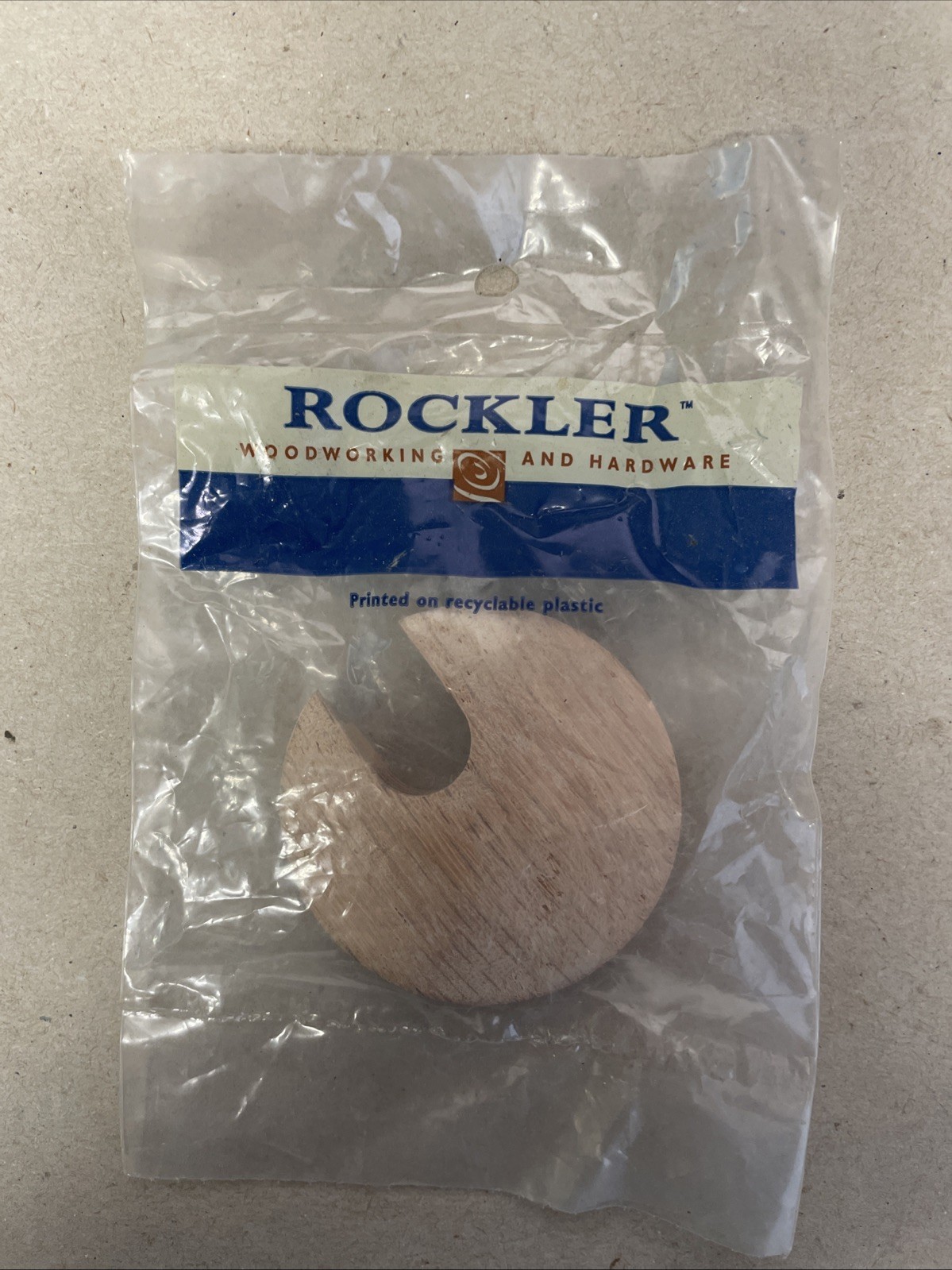 1.75”-2.25 HOLE Rockler  Oak Grommet hole cover
