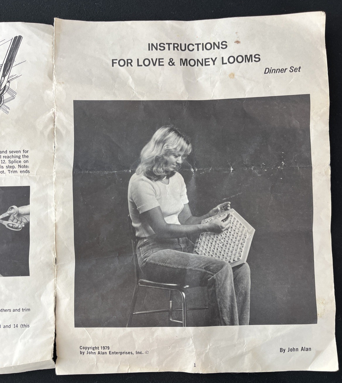 1979 Vintage Love & Money Crafts 5.5” Hexagon Lap Weaving Loom and Instruction