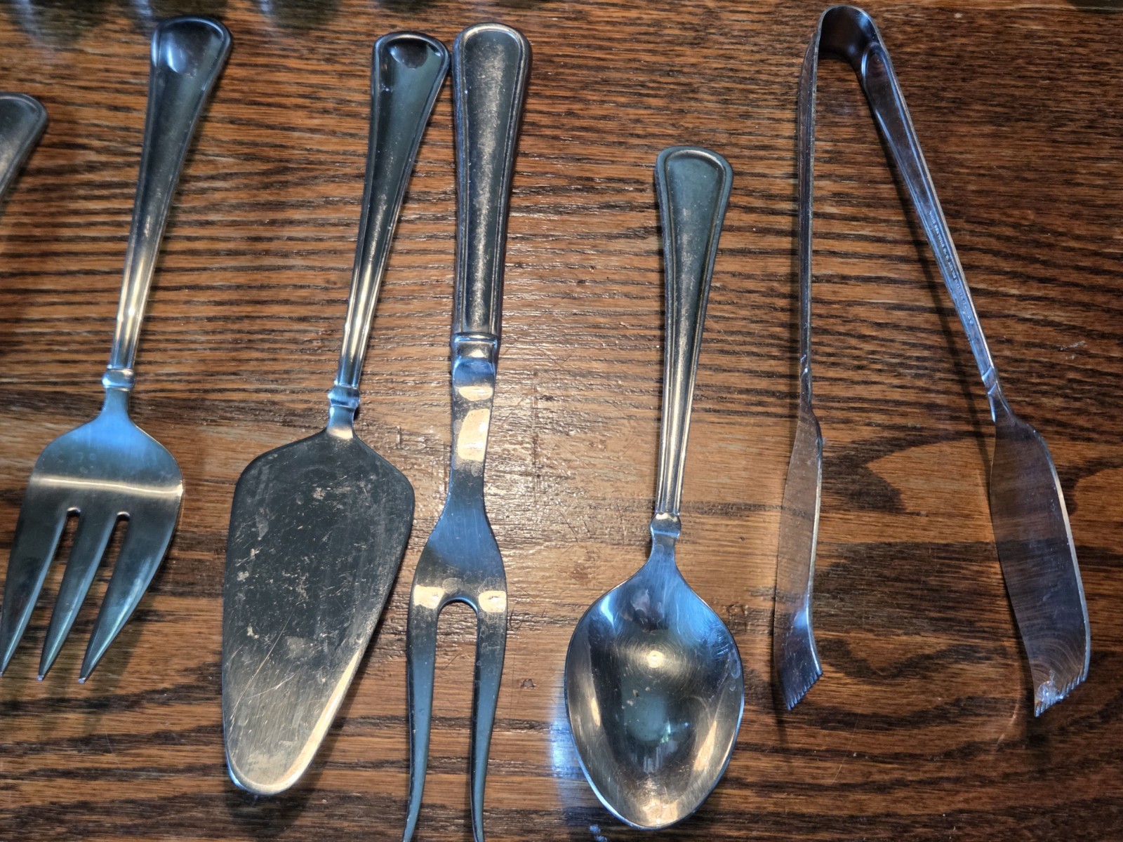 71 Pcs Reed & Barton MENDON Select 18/10 Stainless Flatware W/ Large Serving Pcs