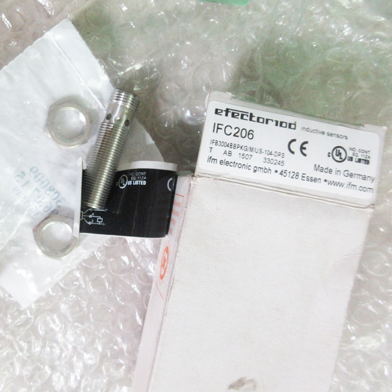 IFM IFC206 Inductive Sensor Threaded Type 10...36 DC PNP New #