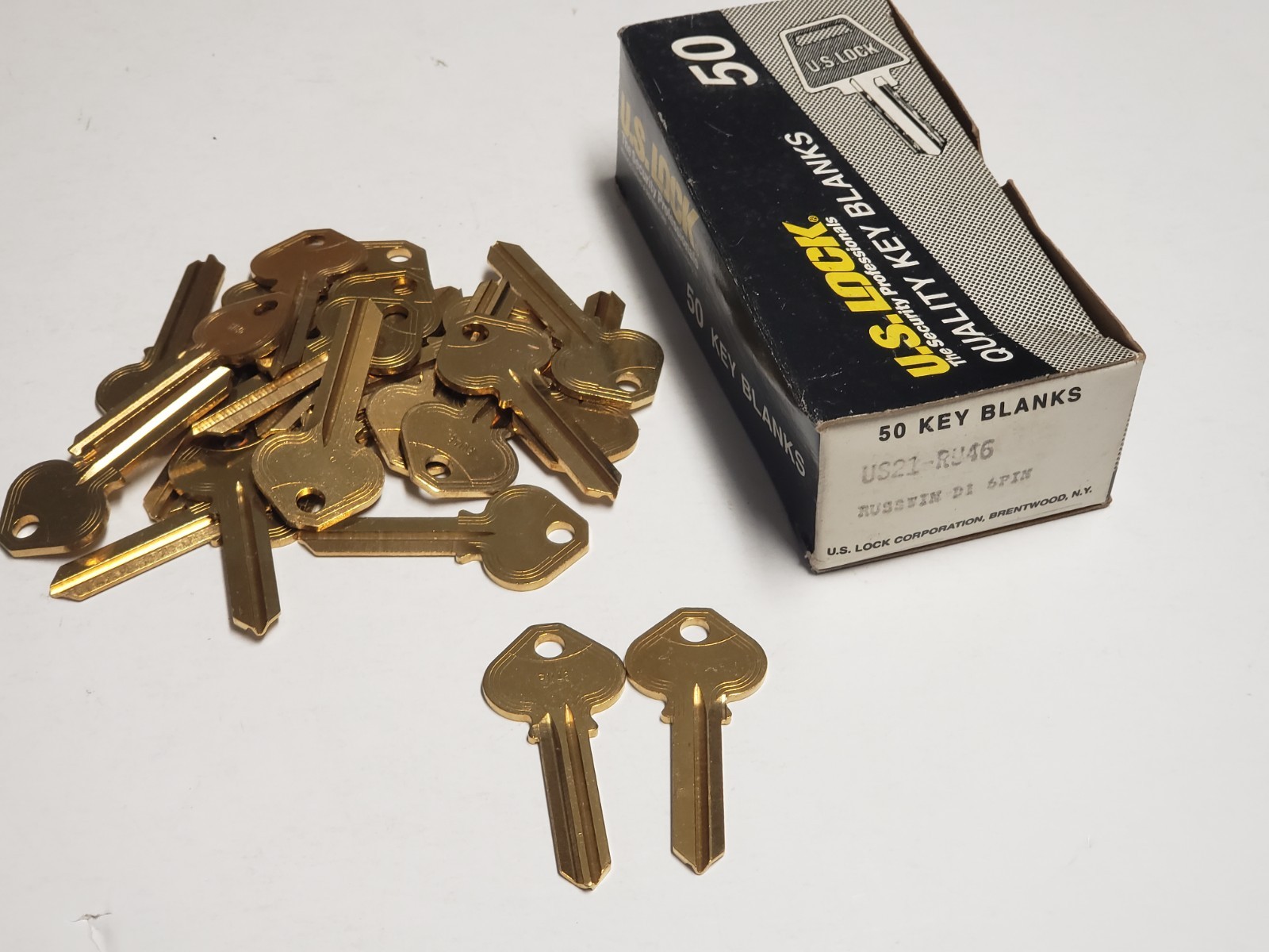 Vtg Lot of 23 U.S. LOCK Uncut Key Blanks - US21 - RU46 RUSSWIN 6PIN - NOS