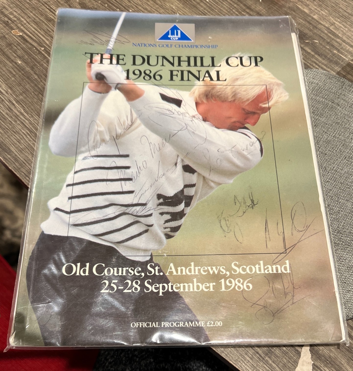 1986 Dunhill Cup FINAL Official Program 8 Autographs Greg Norman Scotland GOLF