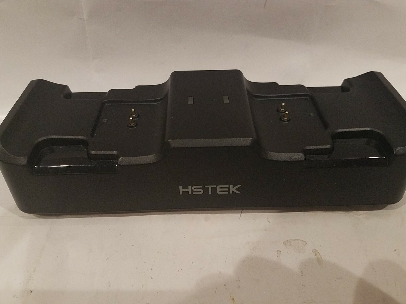 DUAL CHANNEL WIRELESS CONTROLLERS CHARGER SC-XS2