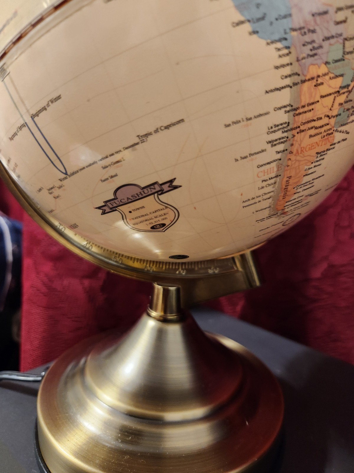 8" Fucashun Lighted Globe Lamp