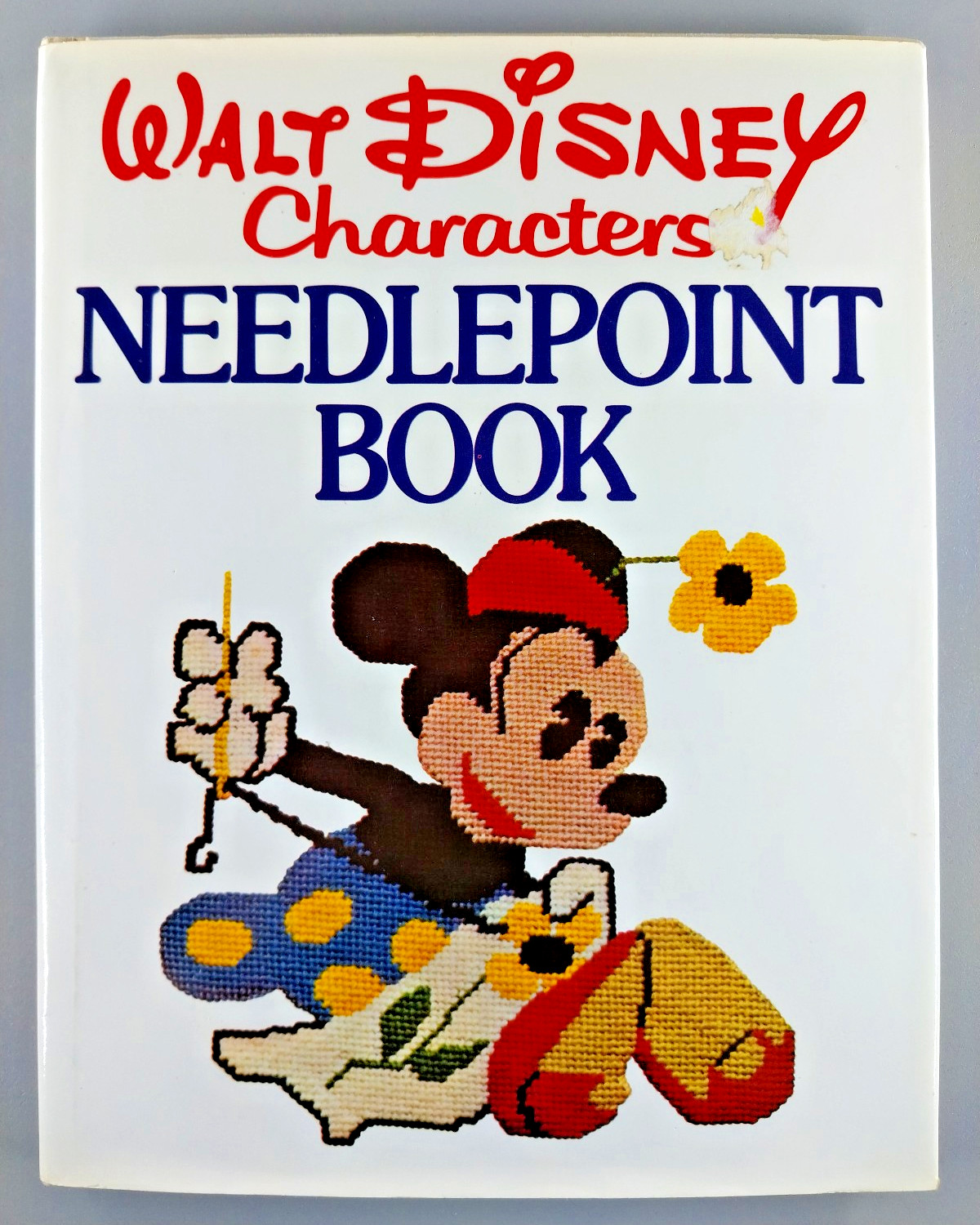 Walt Disney Characters Needlepoint Book Hardcover 1976 Lisbeth Perrone