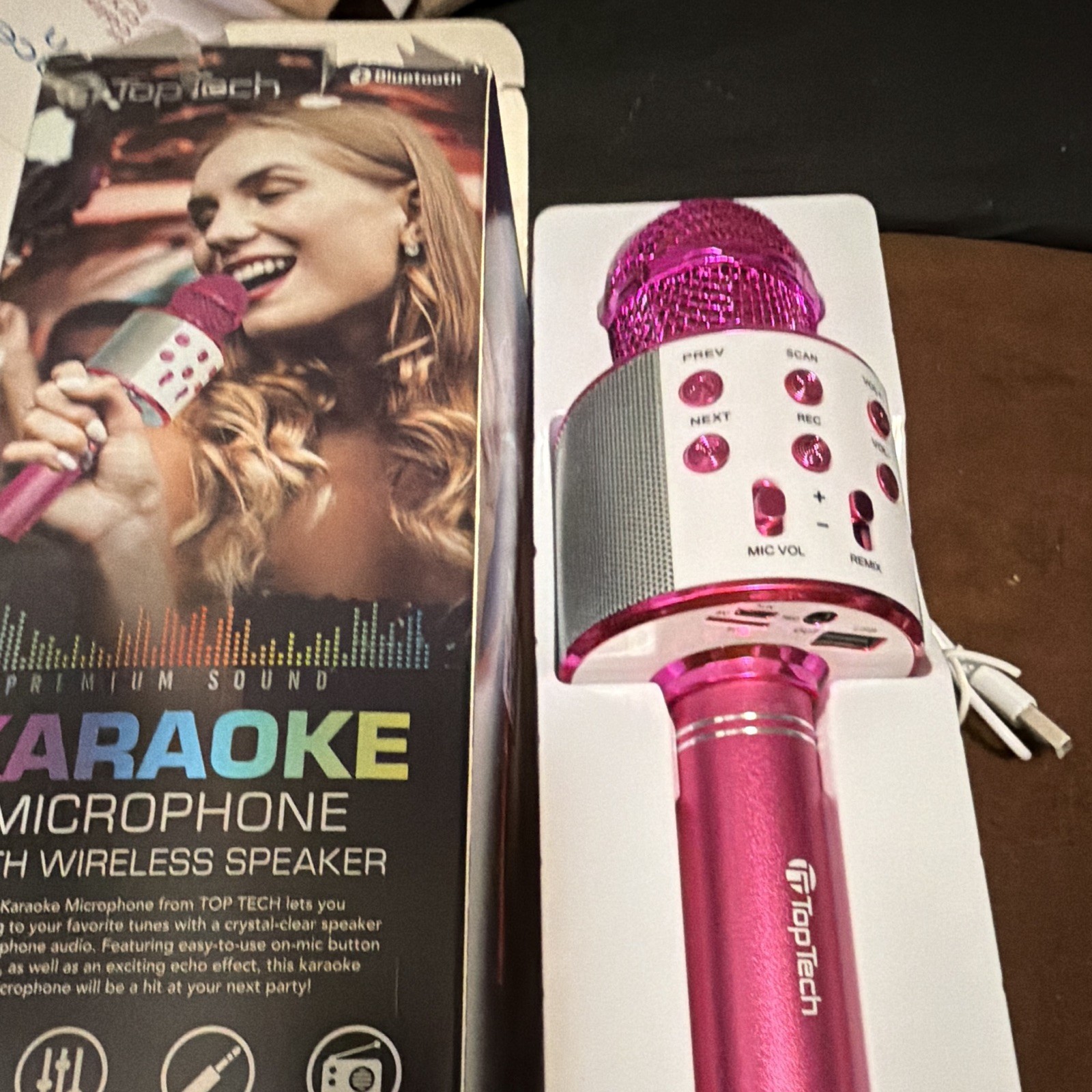 Top Tech Premium Sound Bluetooth Karaoke Microphone With Wireless Speaker