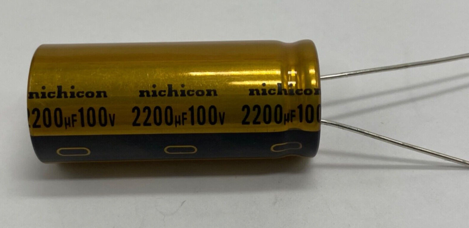 Nichicon Standard Audio UFW2A222MRD Electrolytic capacitor radial 2200uf/100V