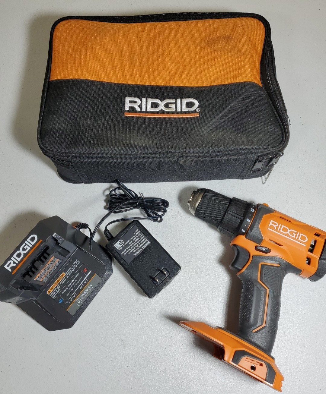 Ridgid R86001 Drill Driver w/ Charger and Bag - No Battery