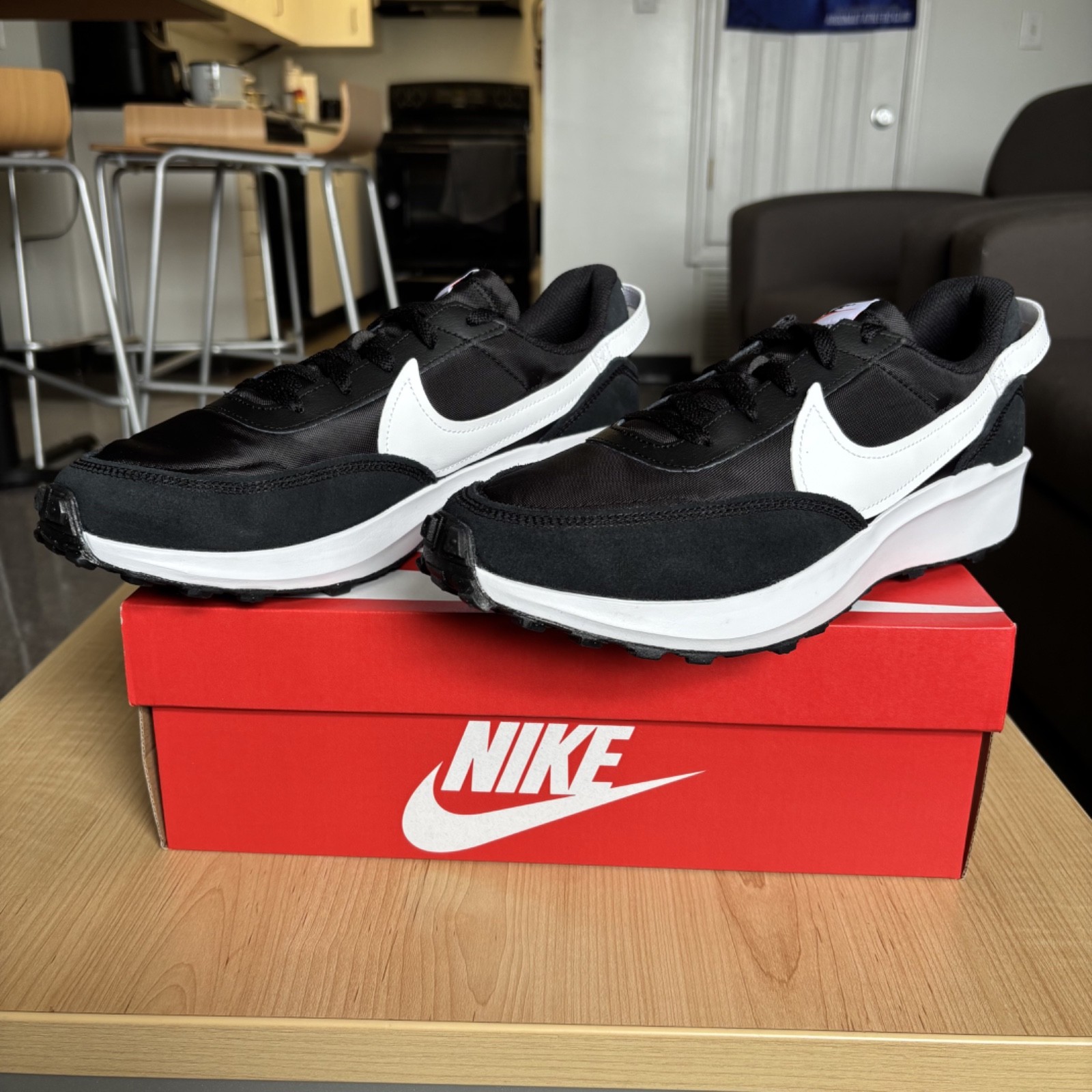 Nike Waffle Debut Shoes Black White Lifestyle Gym Sneakers DH9522-001 Mens Sizes