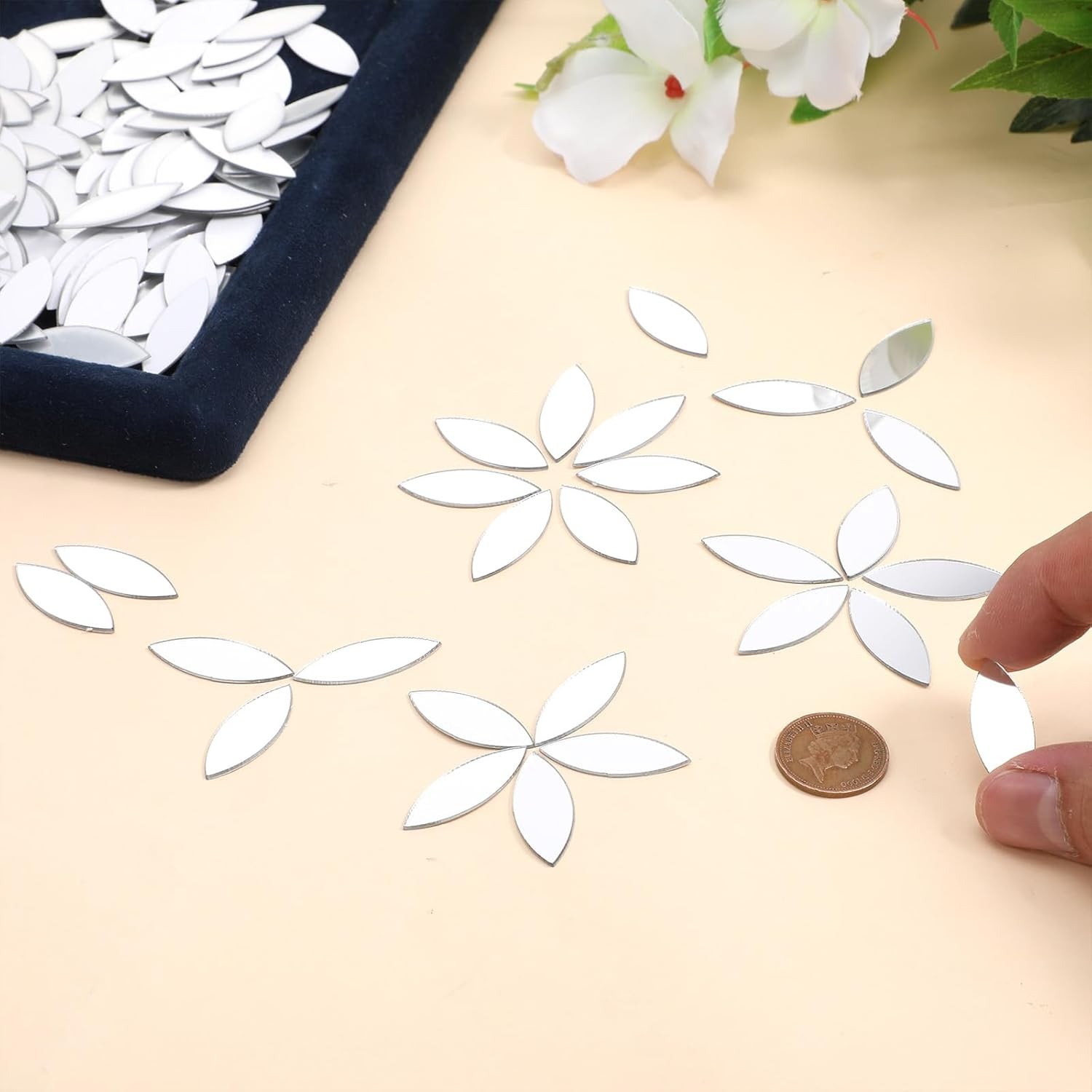 Leaf Shape Small Mirrors for Crafts, 200pcs 0.5x1 Inch Craft Transparent