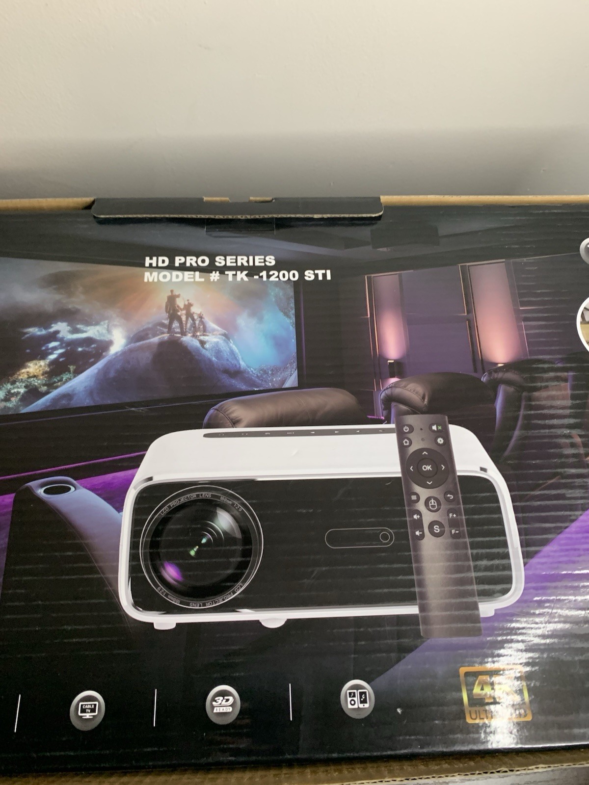 New Open Box Bravius Smart Projector HD Pro Series Model #TK -1200 STI -Read!