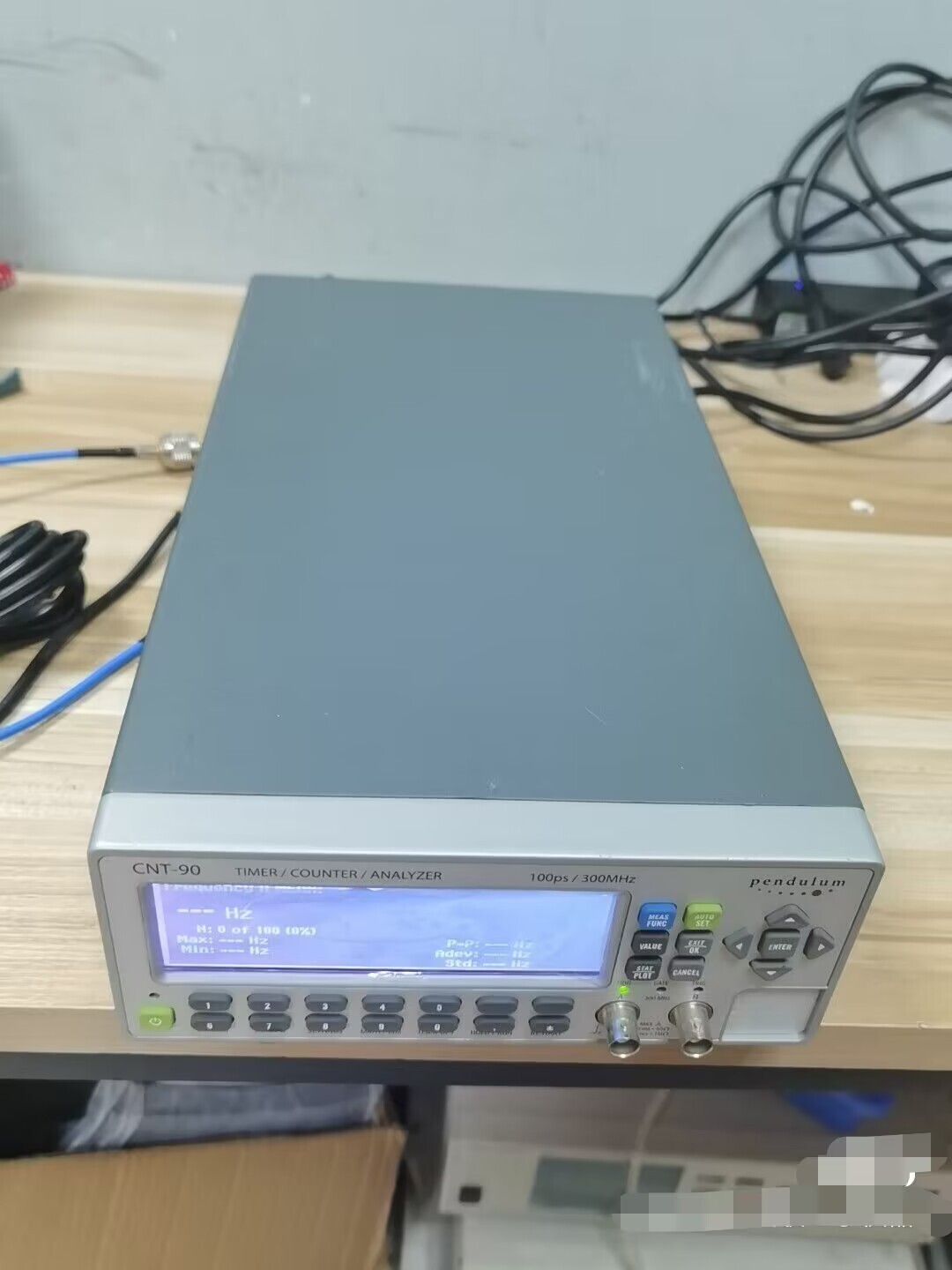 PENDULUM CNT-90 frequency counter time analyzer 300mhz