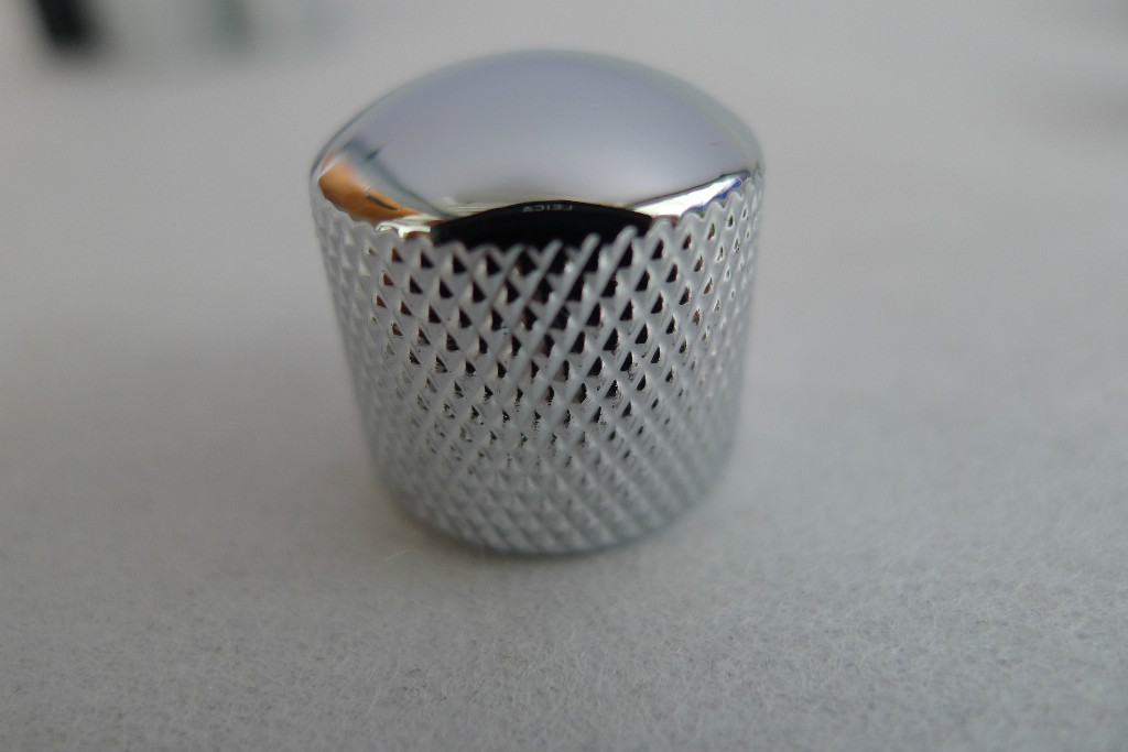1 pcs Guitar Metal Dome Knob For 1/4" Split Shaft Pot 18.5mm x 18mm Chrome New