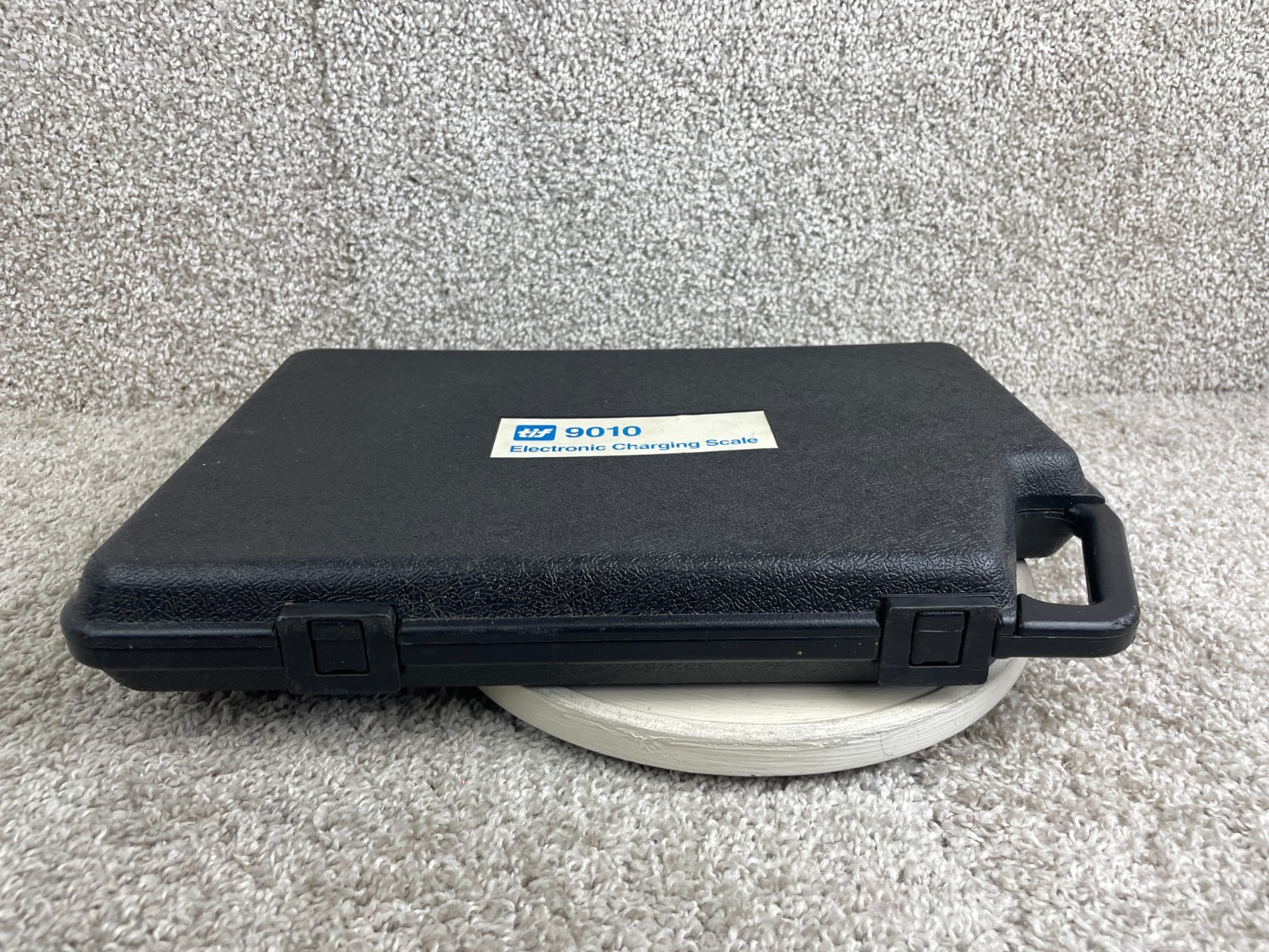 TIF 9010 Electronic Refrigerant Charging Scale with Durable Carrying Case