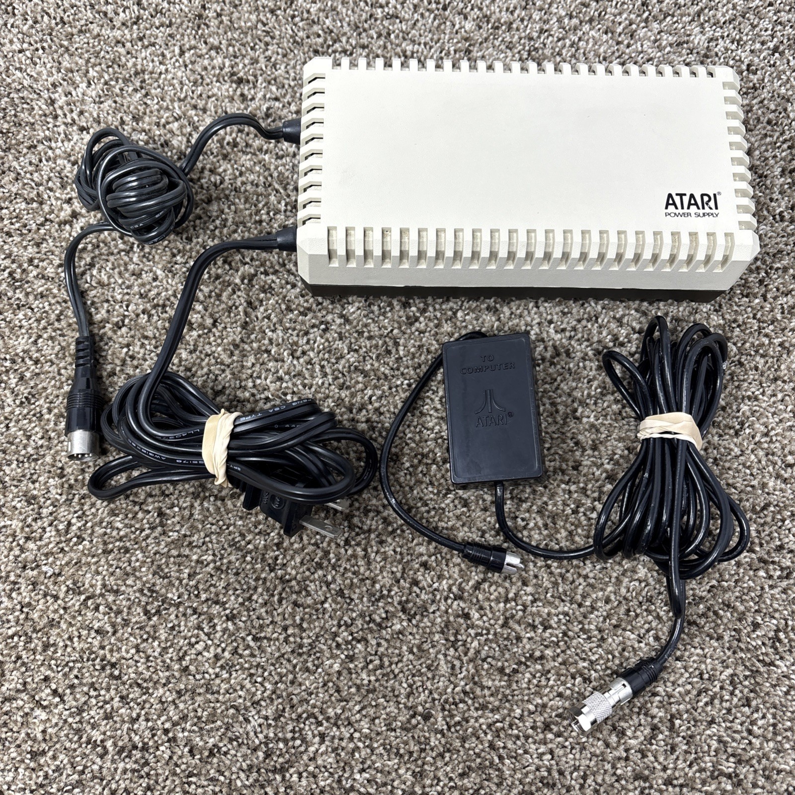Atari XE 130xe Computer NTSC with Power Supply and RF cable - Tested