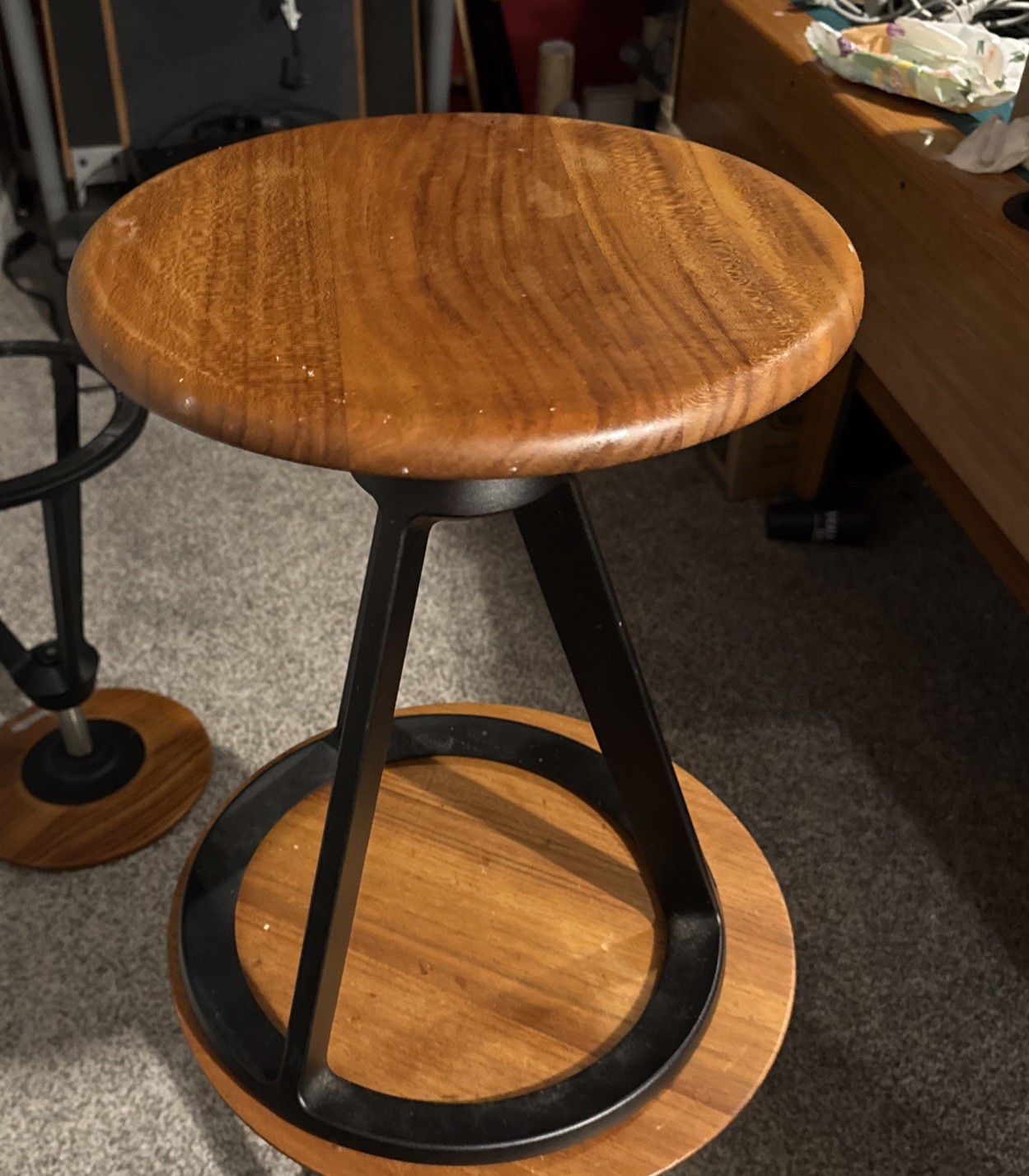 2013 Edward Barber and Jay Osgerby for Knoll Piton fixed height stool