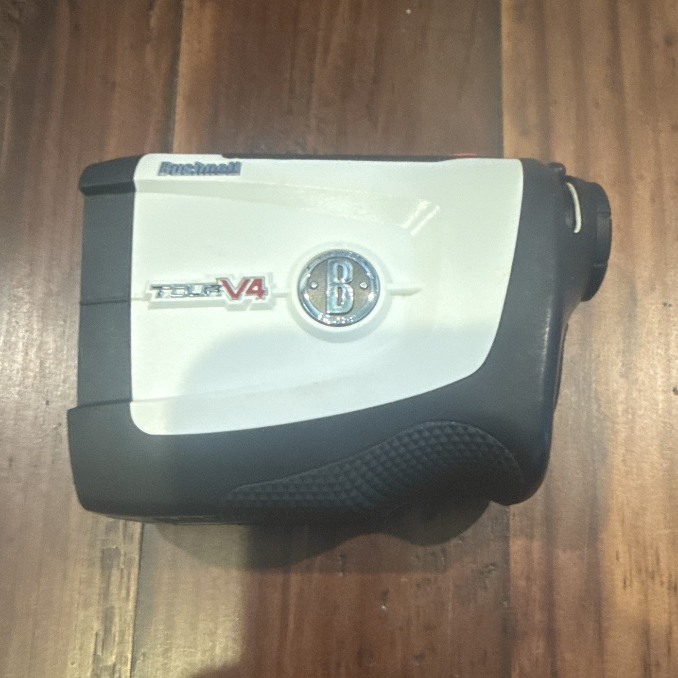 Bushnell Tour V4 Golf Laser Rangefinder Fast Focus System White/Black