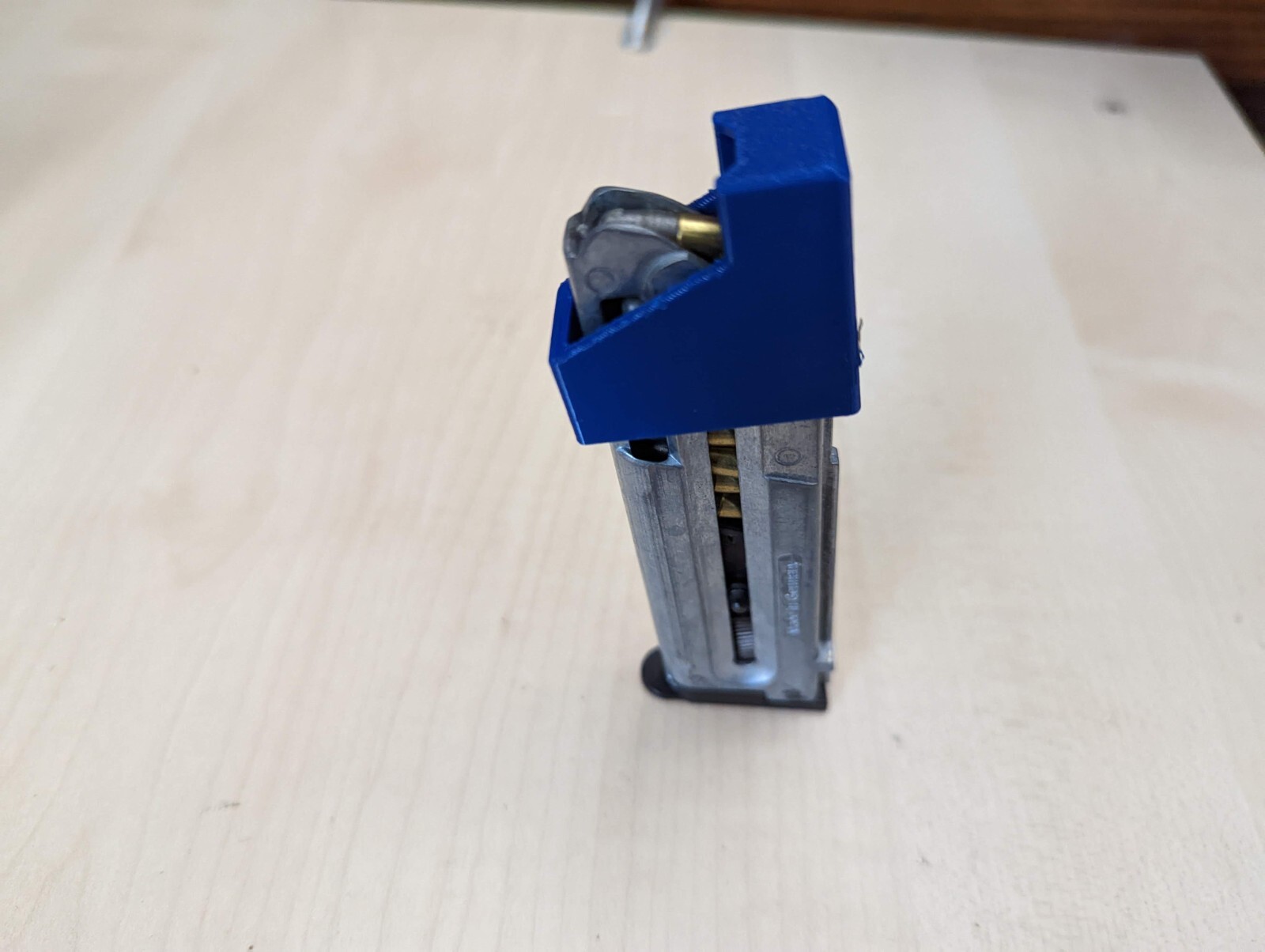 Thumb Saver magazine Loader for GSG 922, 1911 and SIG Sauer 1911 .22 LR Blu/Wht