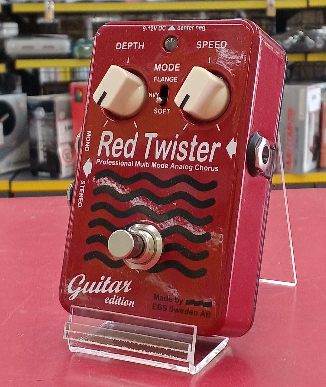 EBS RED TWISTER Model