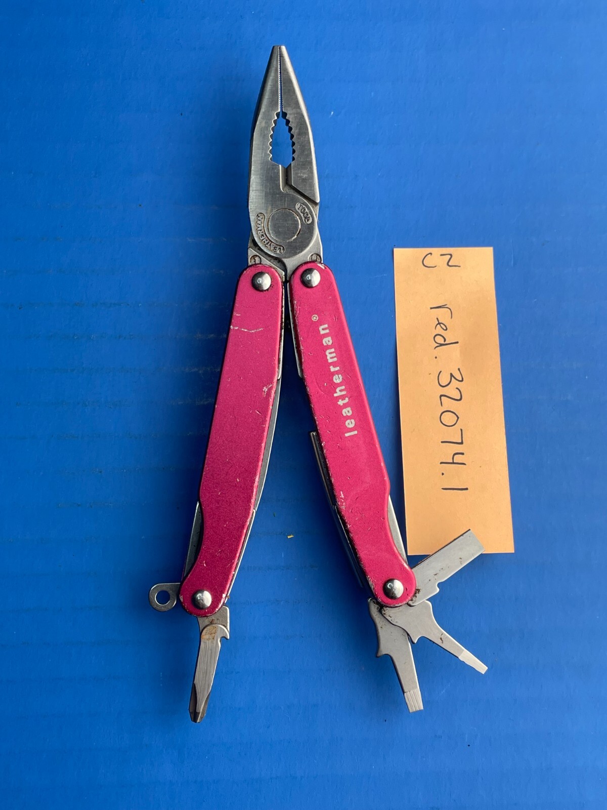 Leatherman Juice C2 Multi Tool - various colors