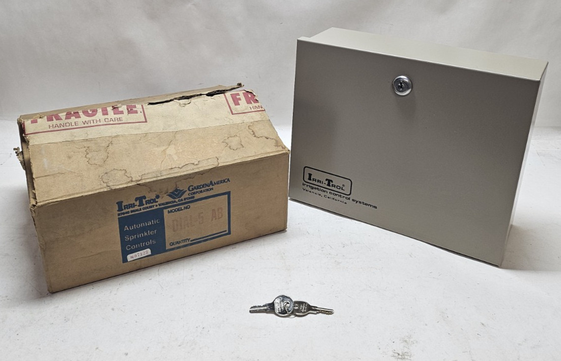 Irri-Trol Irritrol Dial 5 AB Automatic Watering Sprinkle Control Board w/Keys