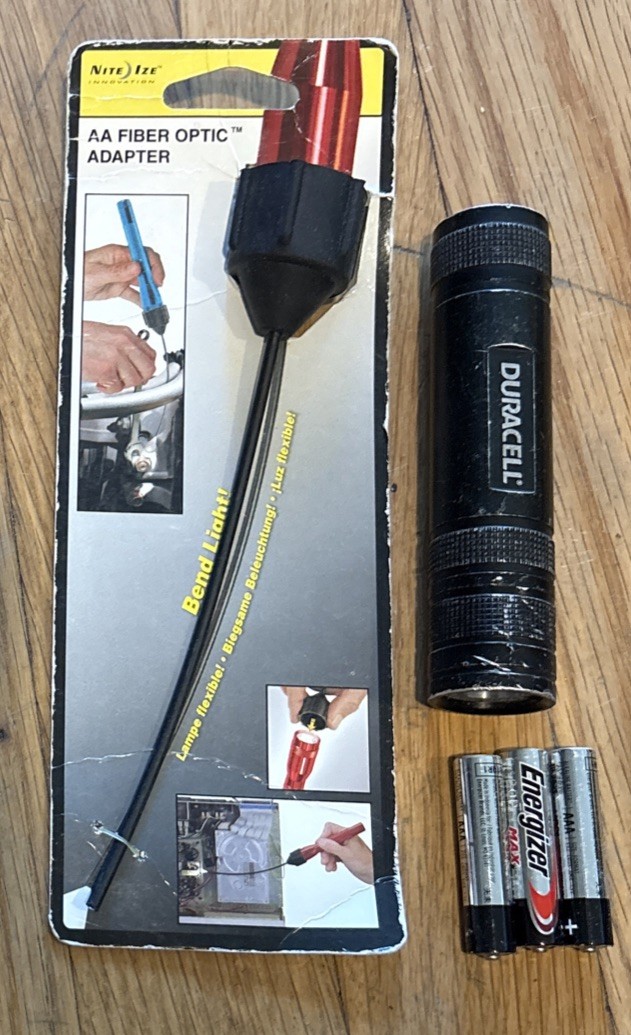 Nite Ize Fiber Optic Adapter AA  7” w/ Duracell LED Flashlight + NEW AAA Batt’s