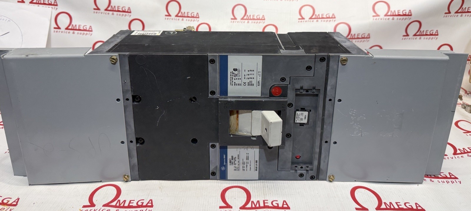 SKHA36AT0800 SPECTRA SKHA 800 AMP 600V GE Spectra 600A Trip. W Deadfront/mount